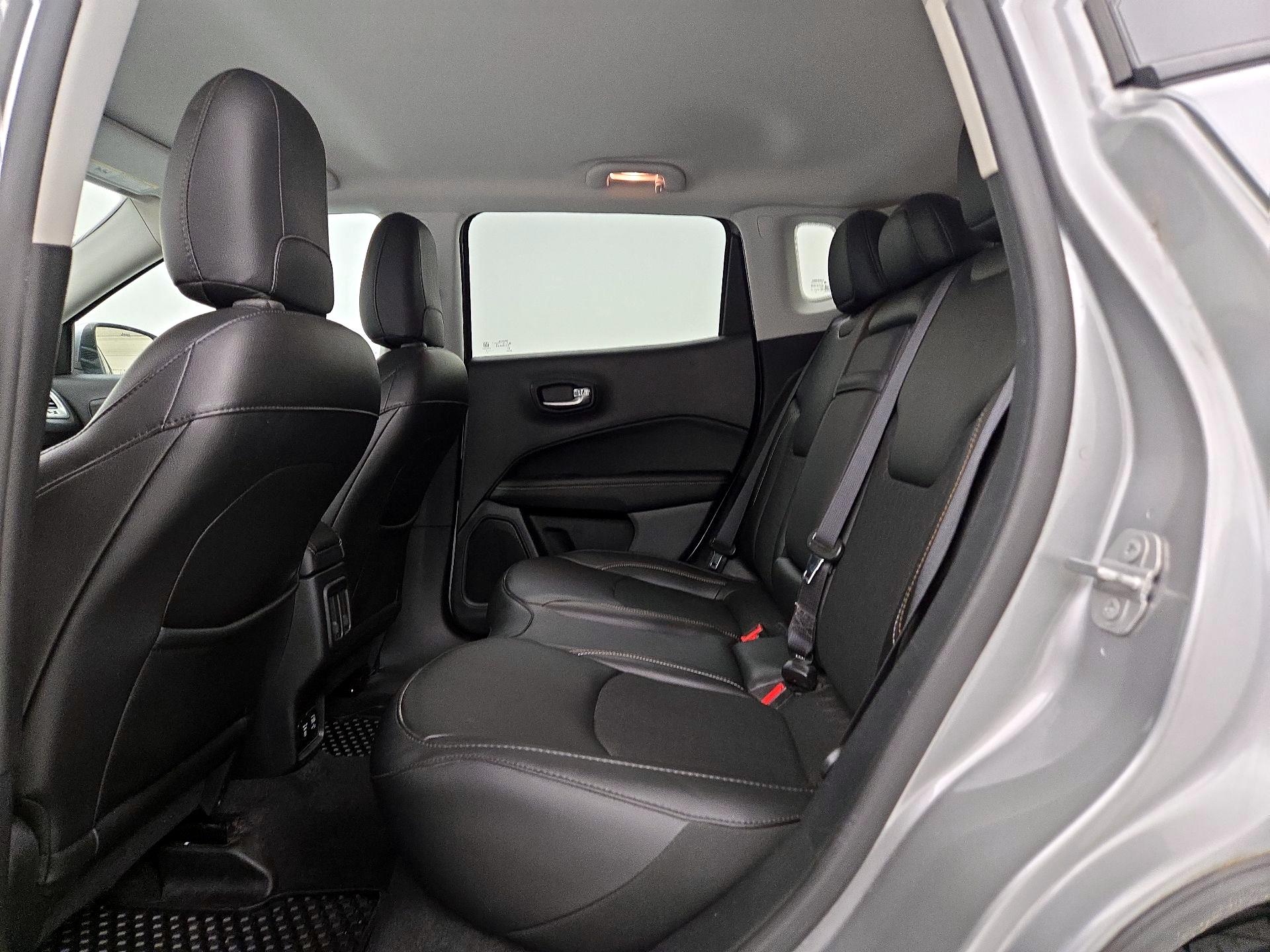 Thumbnail: 2019 Jeep Compass - 20