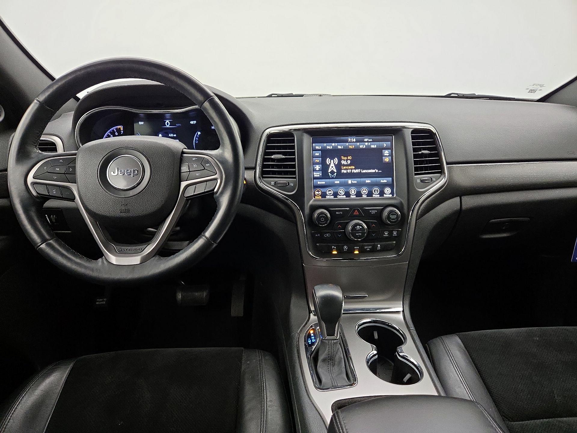 Thumbnail: 2018 Jeep Grand Cherokee - 9