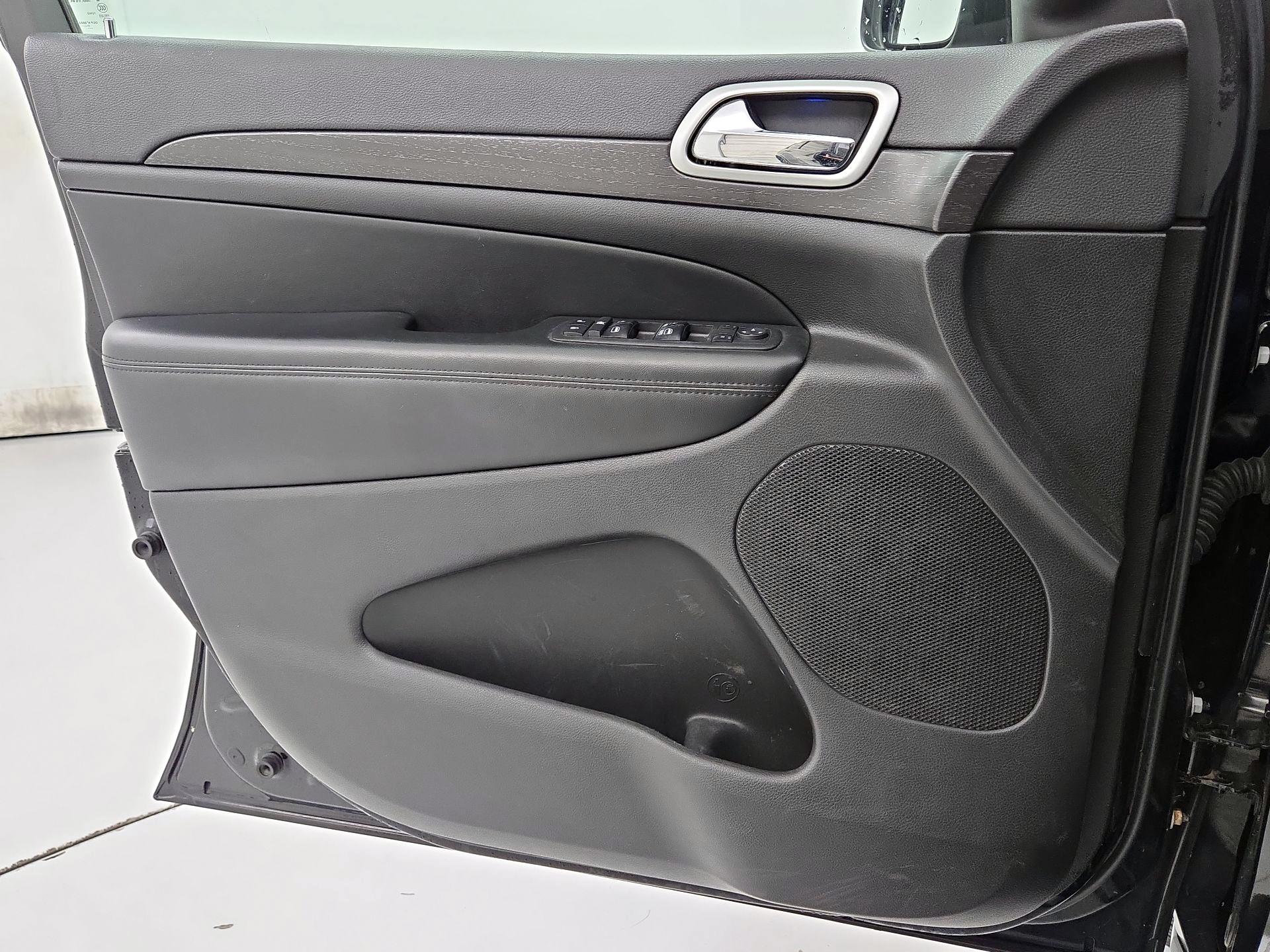 Thumbnail: 2018 Jeep Grand Cherokee - 12