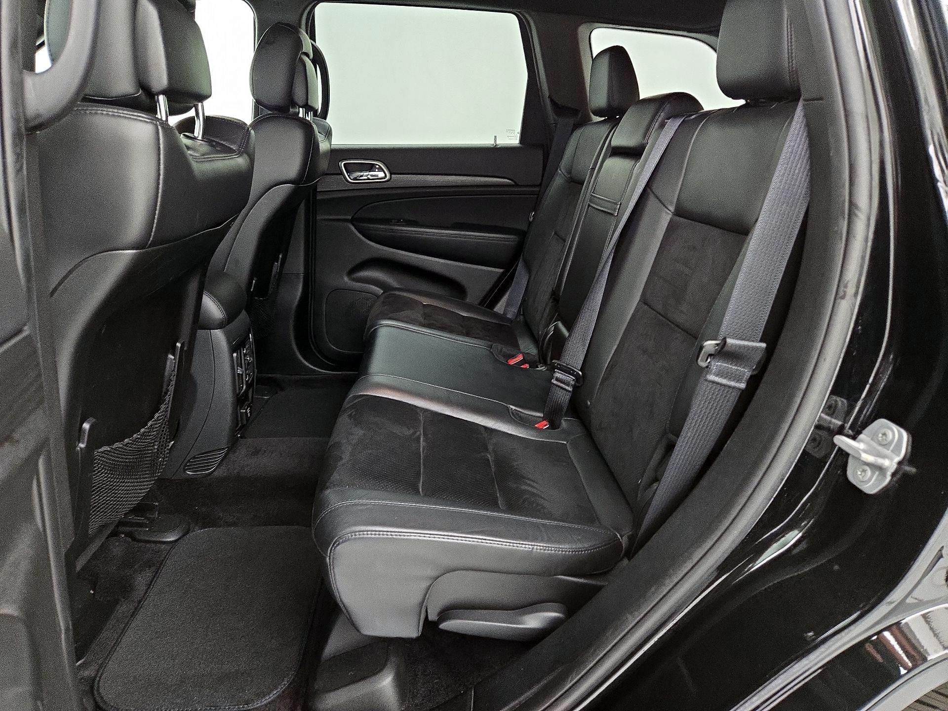 Thumbnail: 2018 Jeep Grand Cherokee - 19