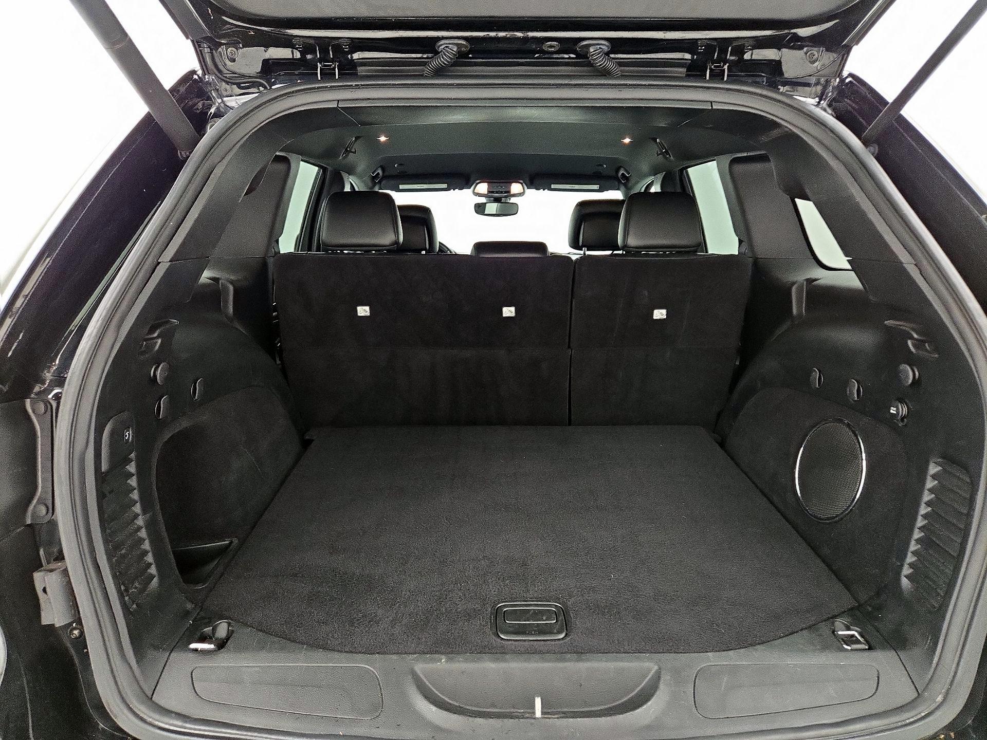 Thumbnail: 2018 Jeep Grand Cherokee - 20