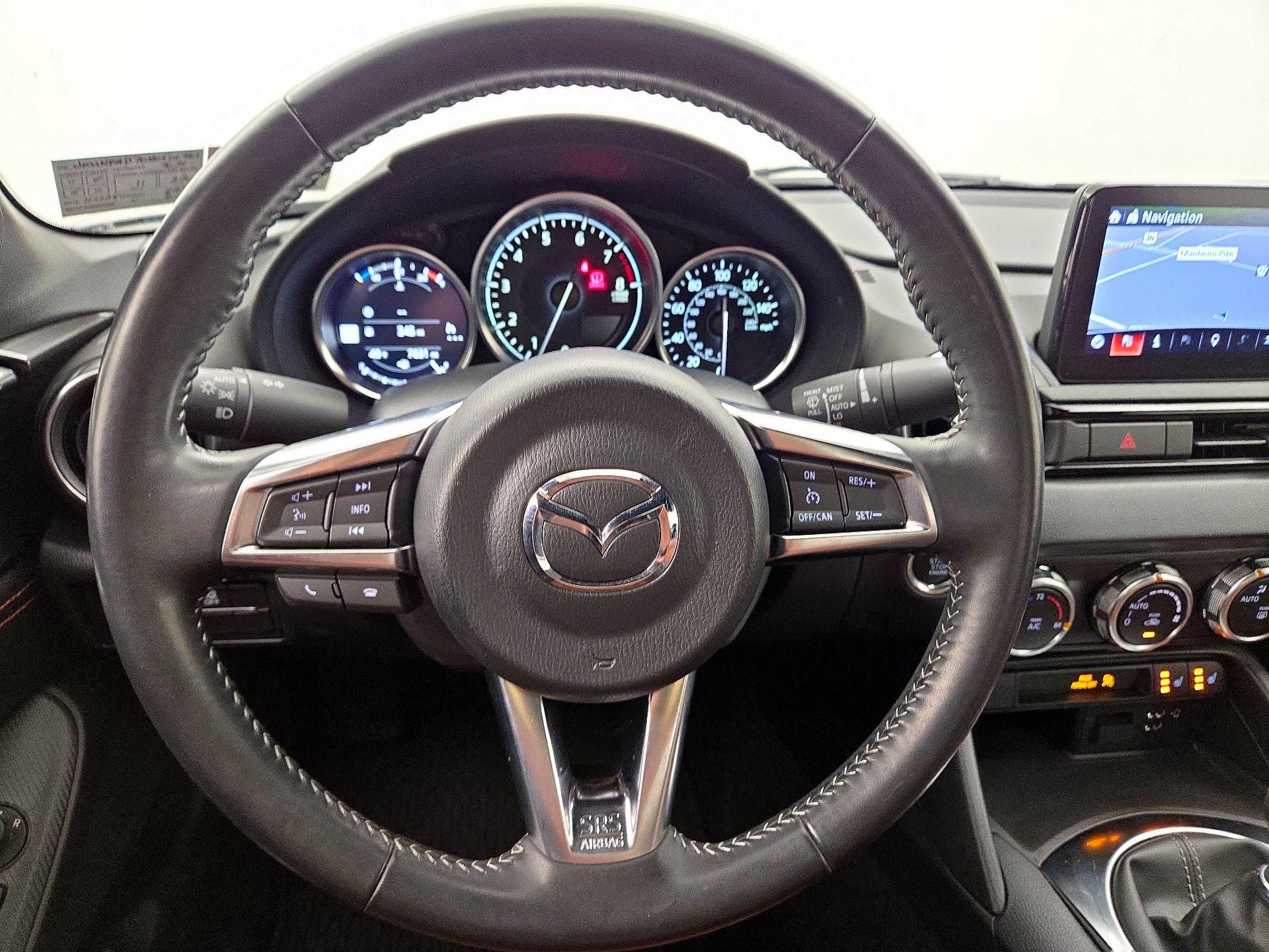 Thumbnail: 2022 Mazda MX-5 Miata - 10