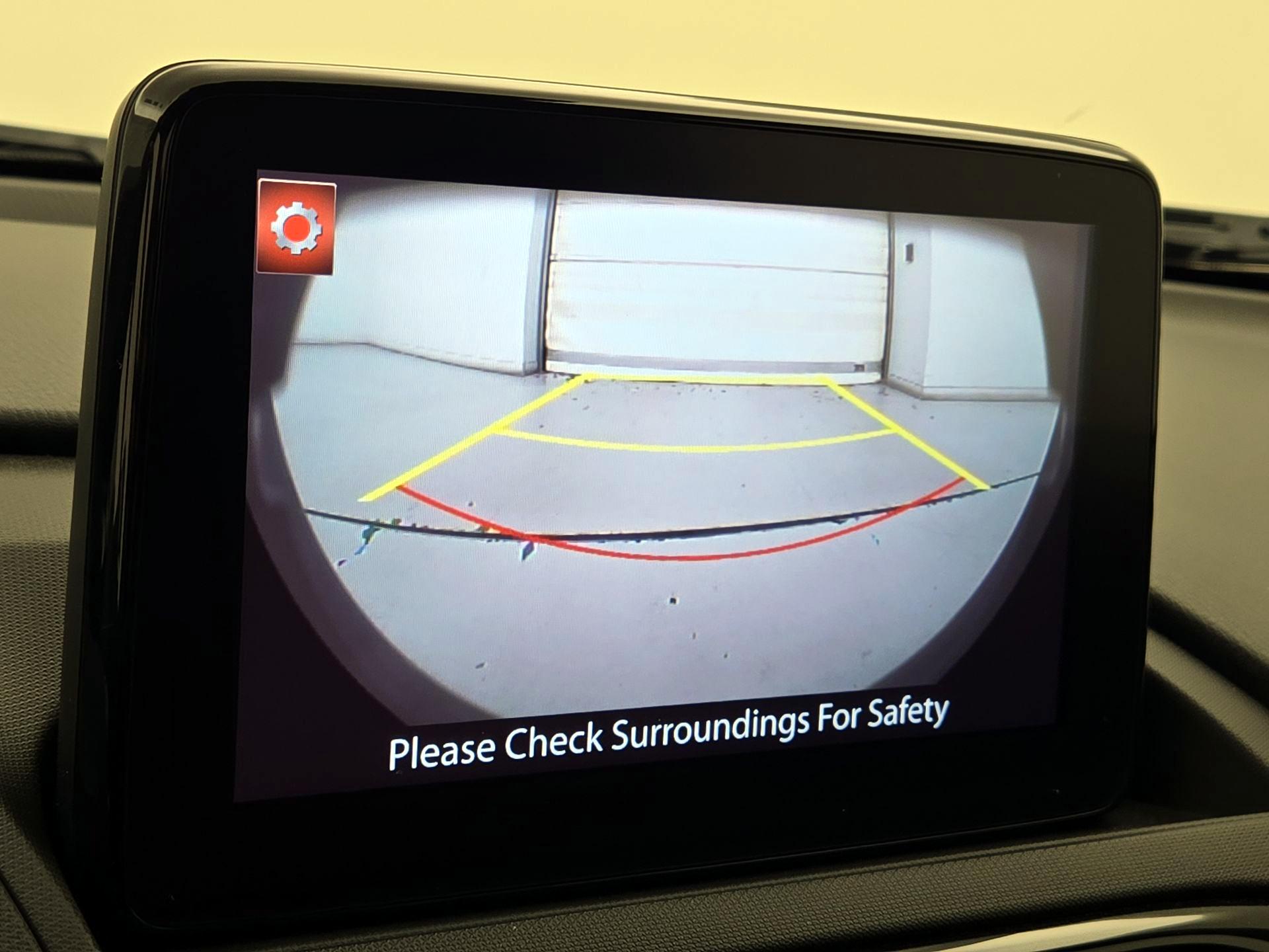 Thumbnail: 2022 Mazda MX-5 Miata - 14