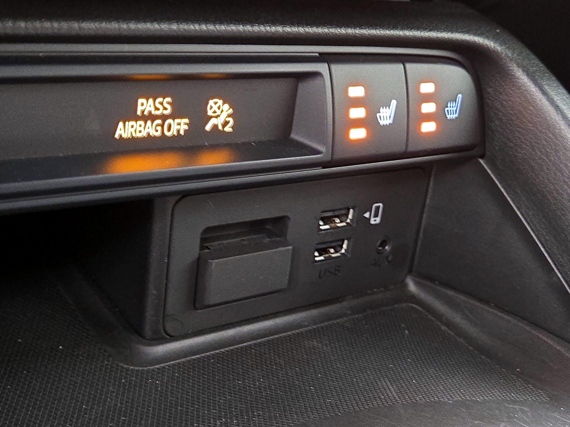 Thumbnail: 2022 Mazda MX-5 Miata - 18