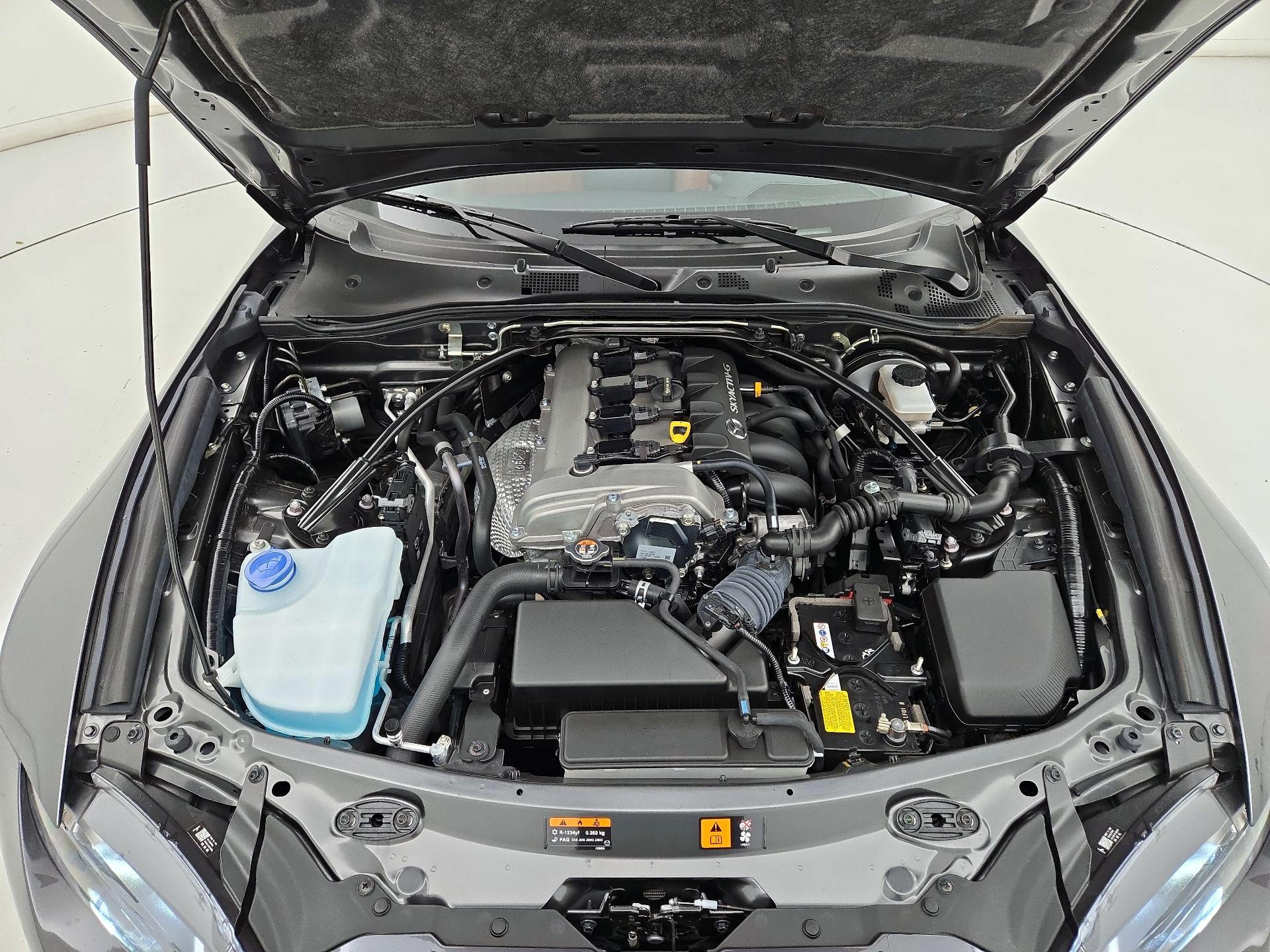 Thumbnail: 2022 Mazda MX-5 Miata - 20