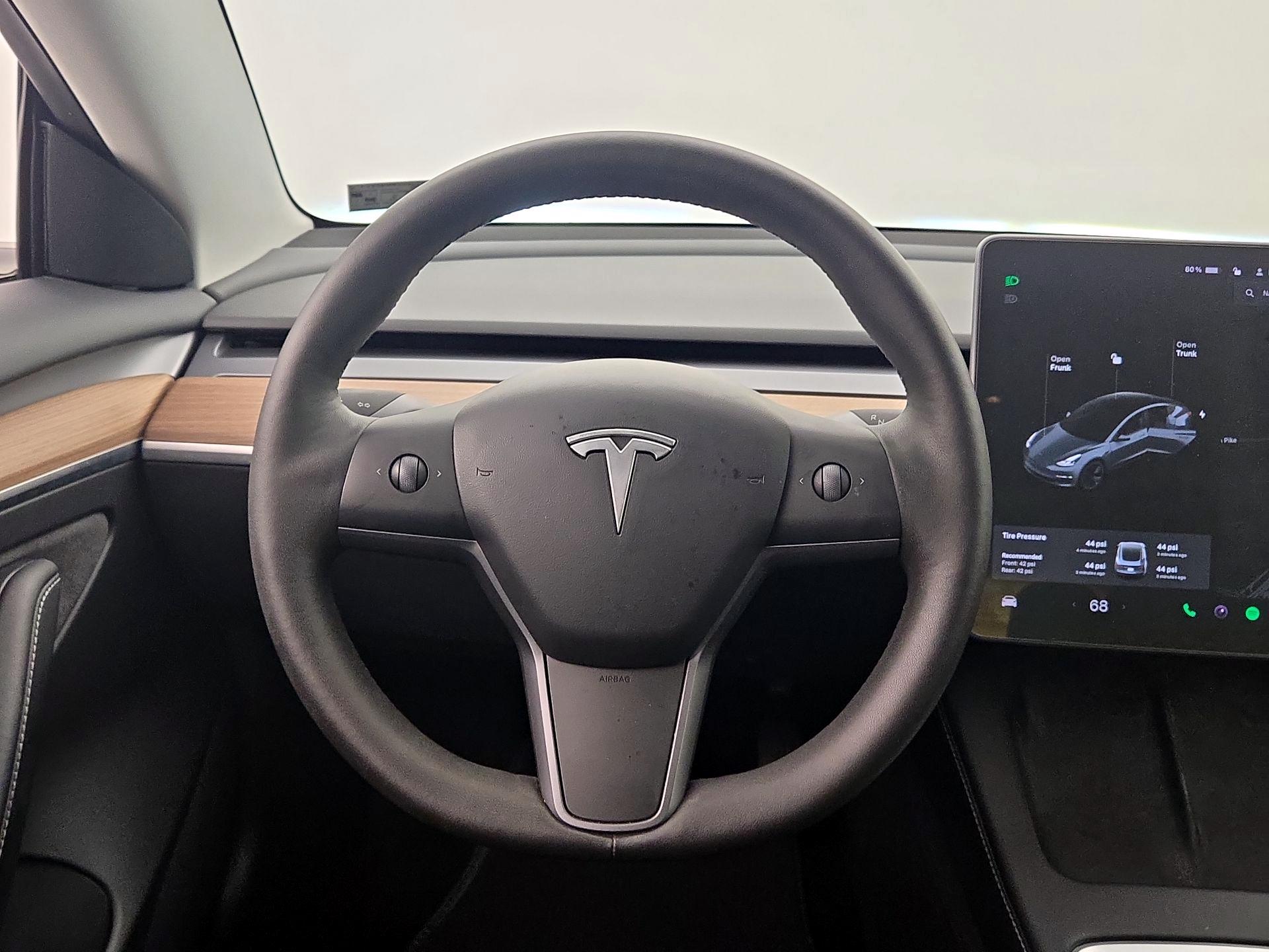 Thumbnail: 2021 Tesla Model 3 - 10