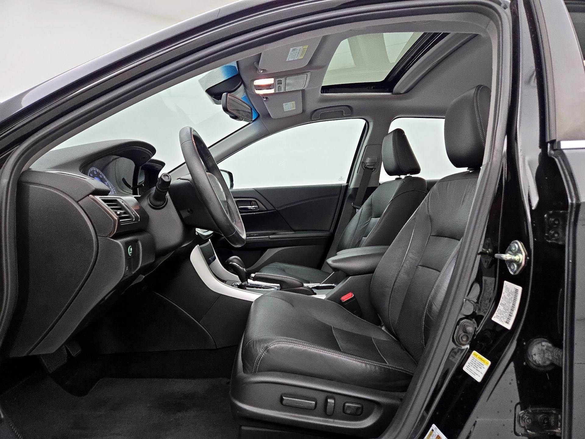 Thumbnail: 2015 Honda Accord - 11