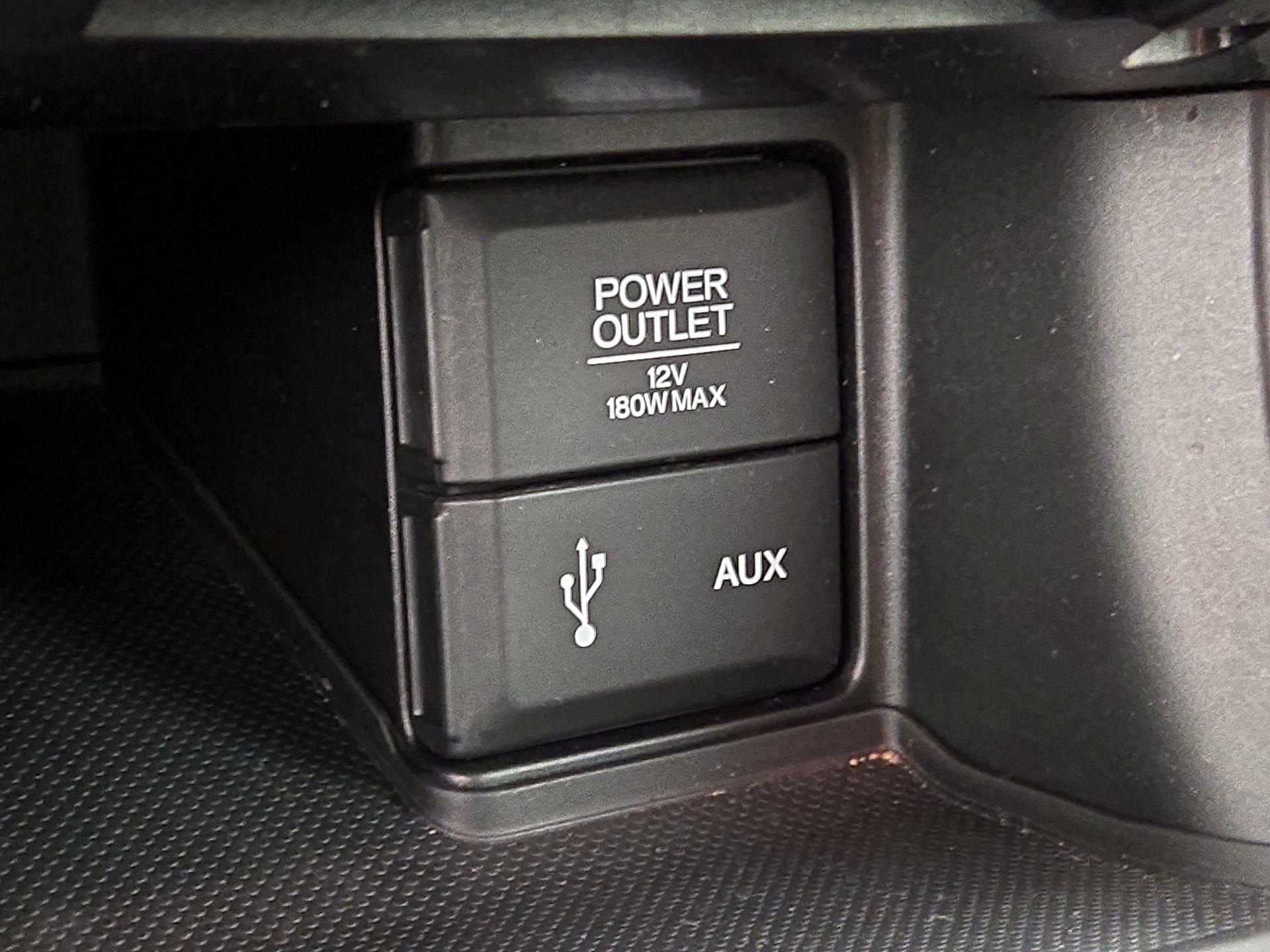 Thumbnail: 2015 Honda Accord - 17