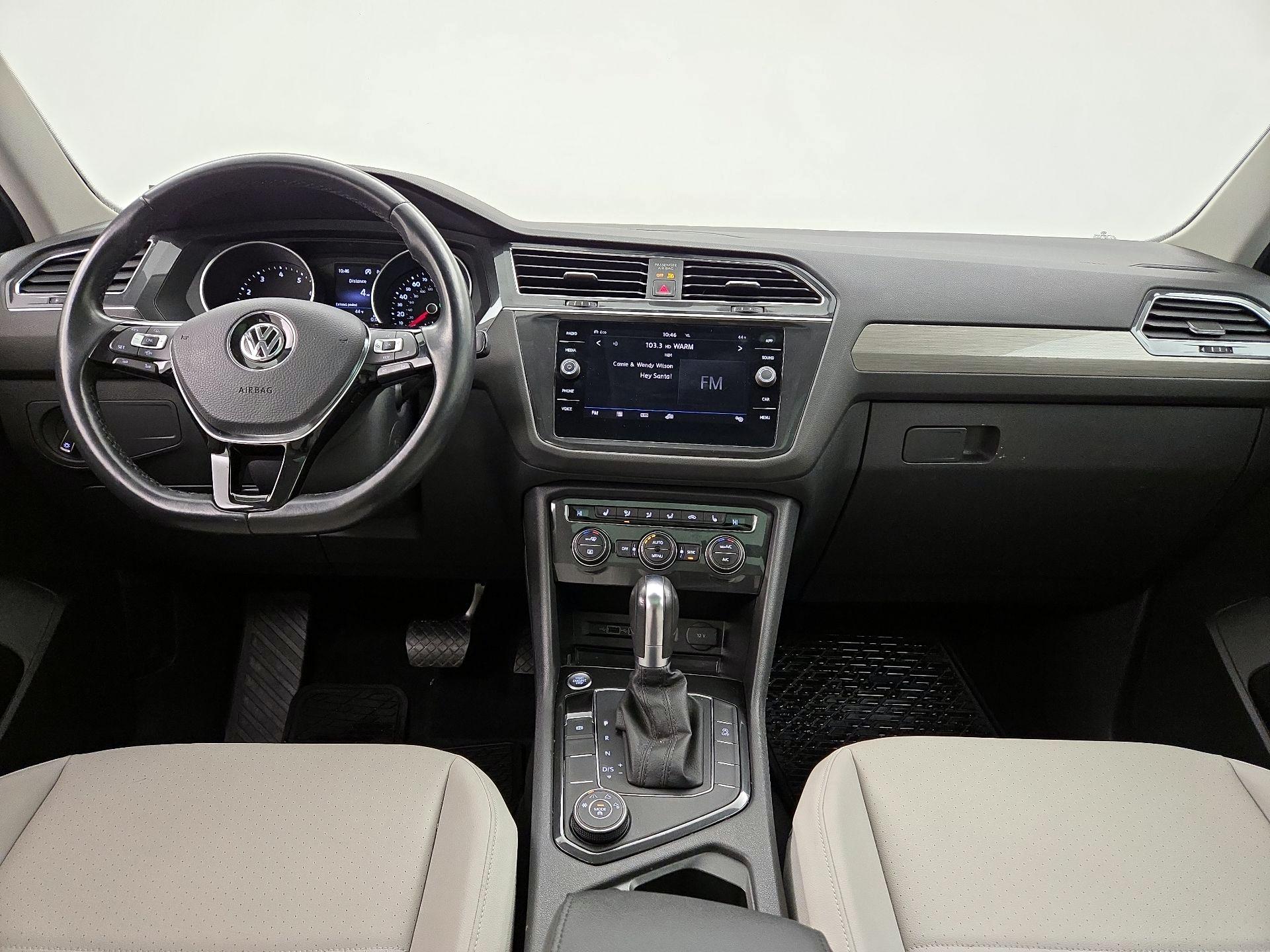 Thumbnail: 2019 Volkswagen Tiguan - 9