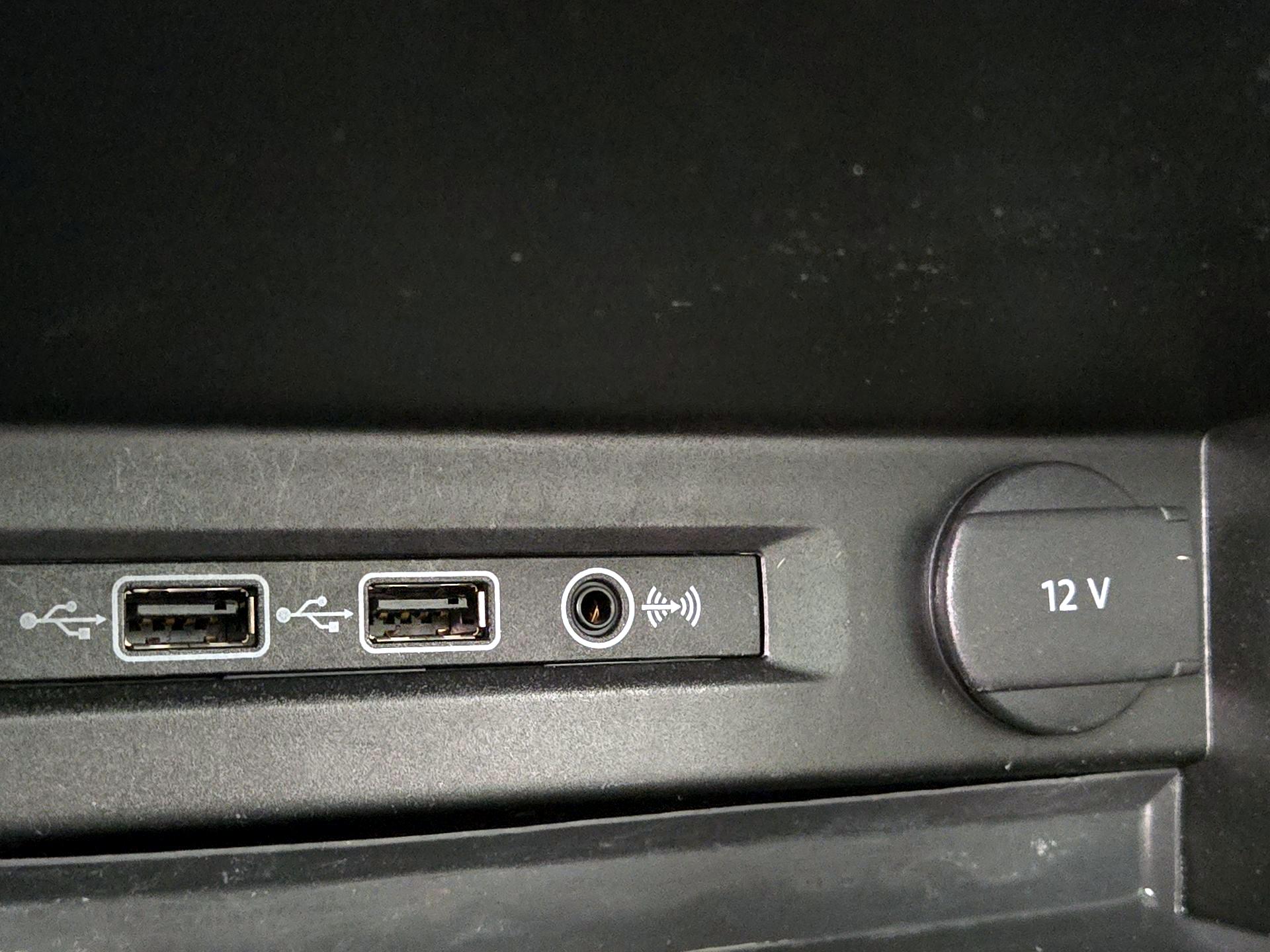 Thumbnail: 2019 Volkswagen Tiguan - 17