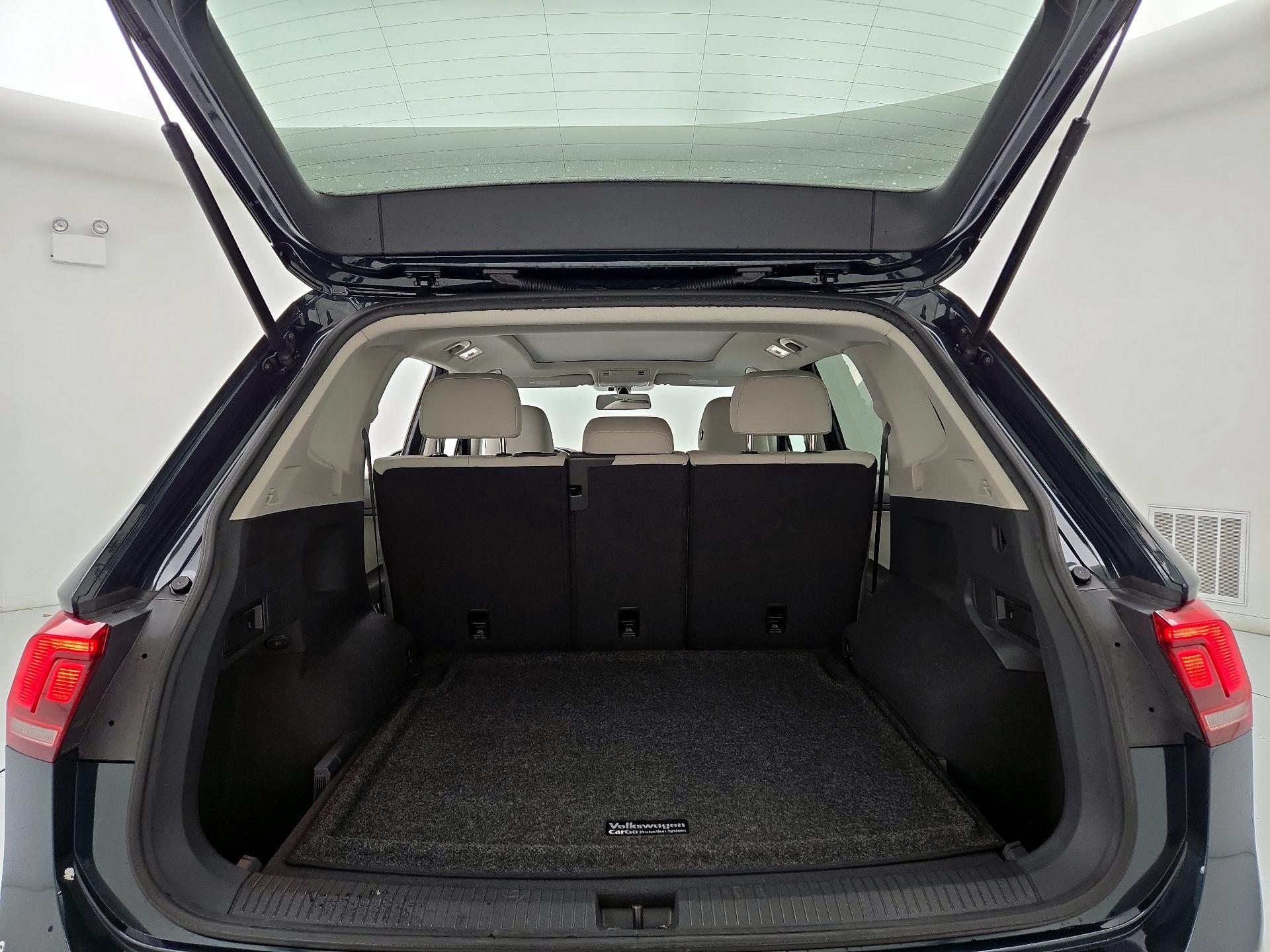 Thumbnail: 2019 Volkswagen Tiguan - 20