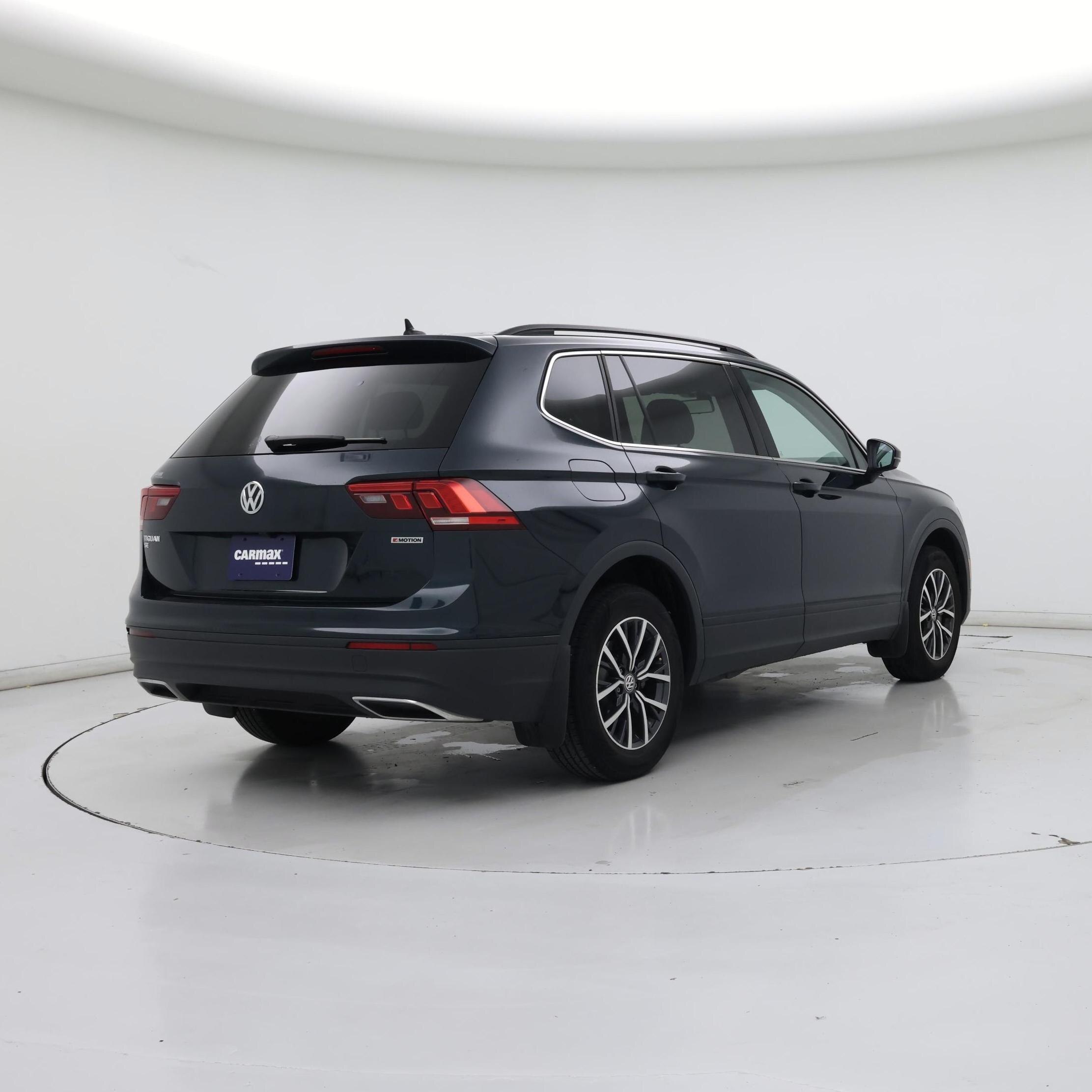 Thumbnail: 2019 Volkswagen Tiguan - 8