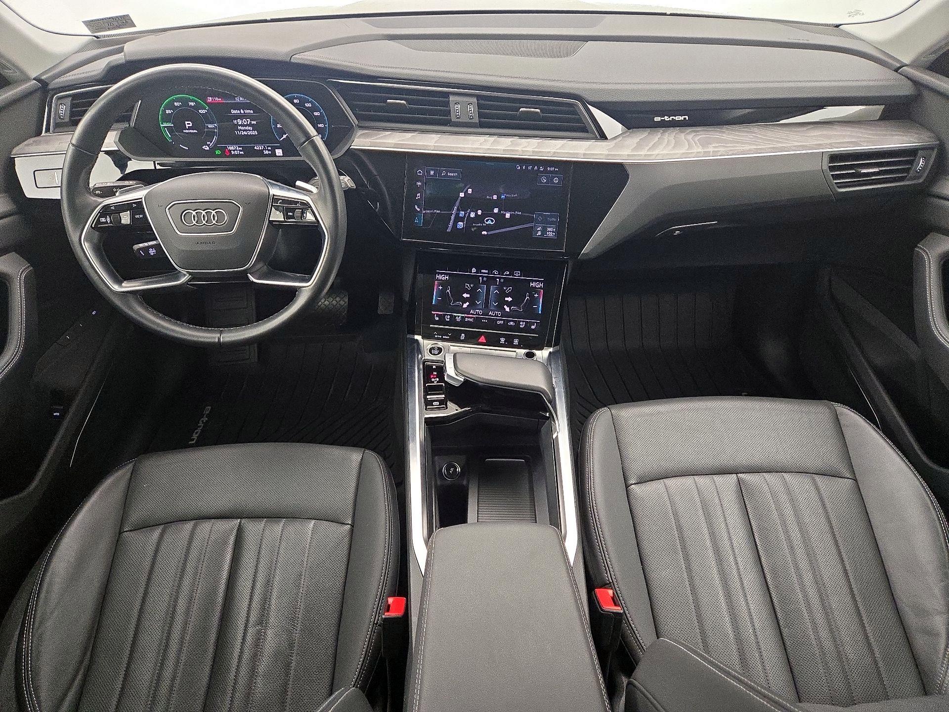 Thumbnail: 2024 Audi Q8 e-tron - 9