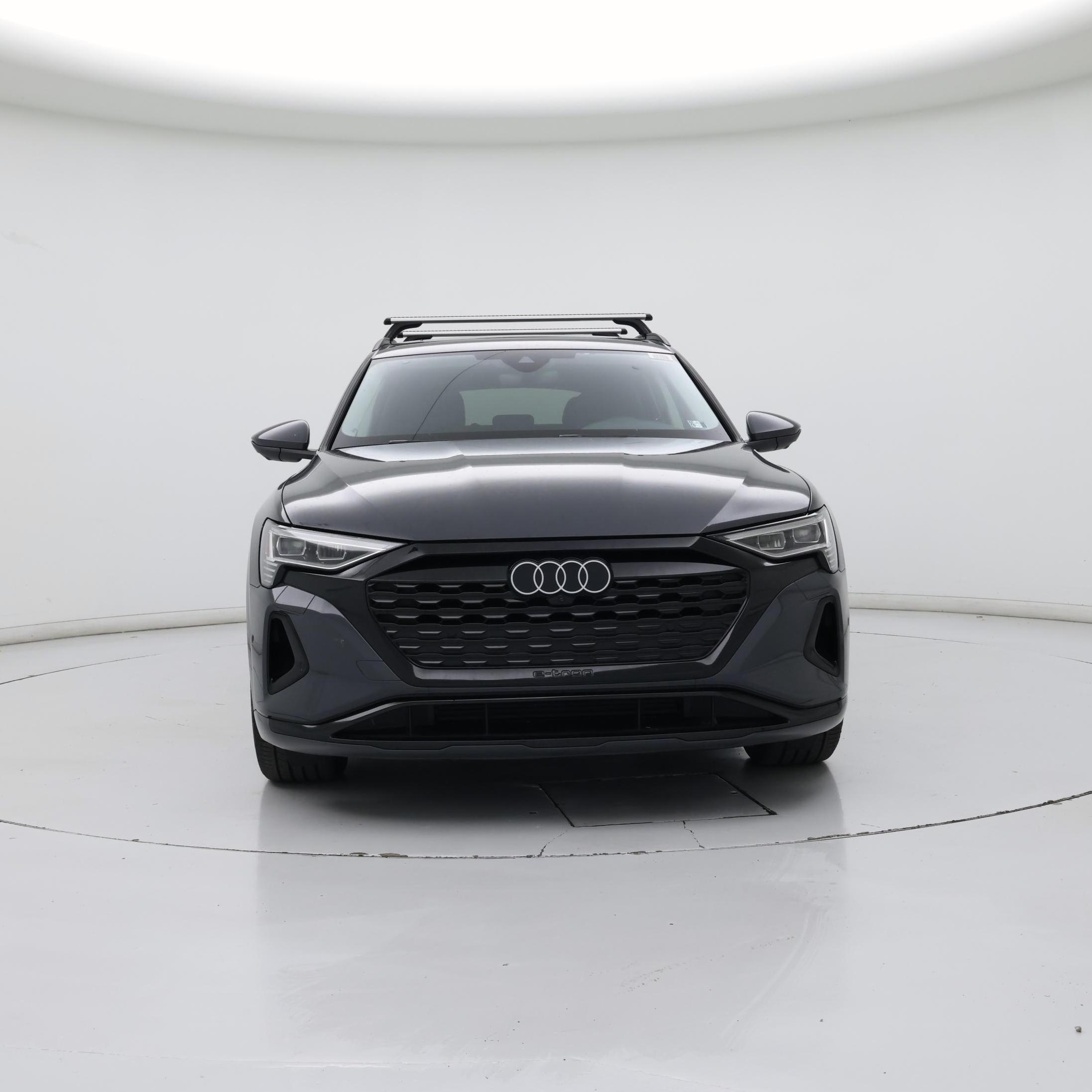 Thumbnail: 2024 Audi Q8 e-tron - 5