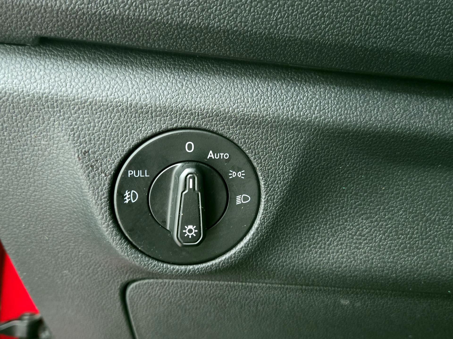 Thumbnail: 2020 Volkswagen Jetta - 13