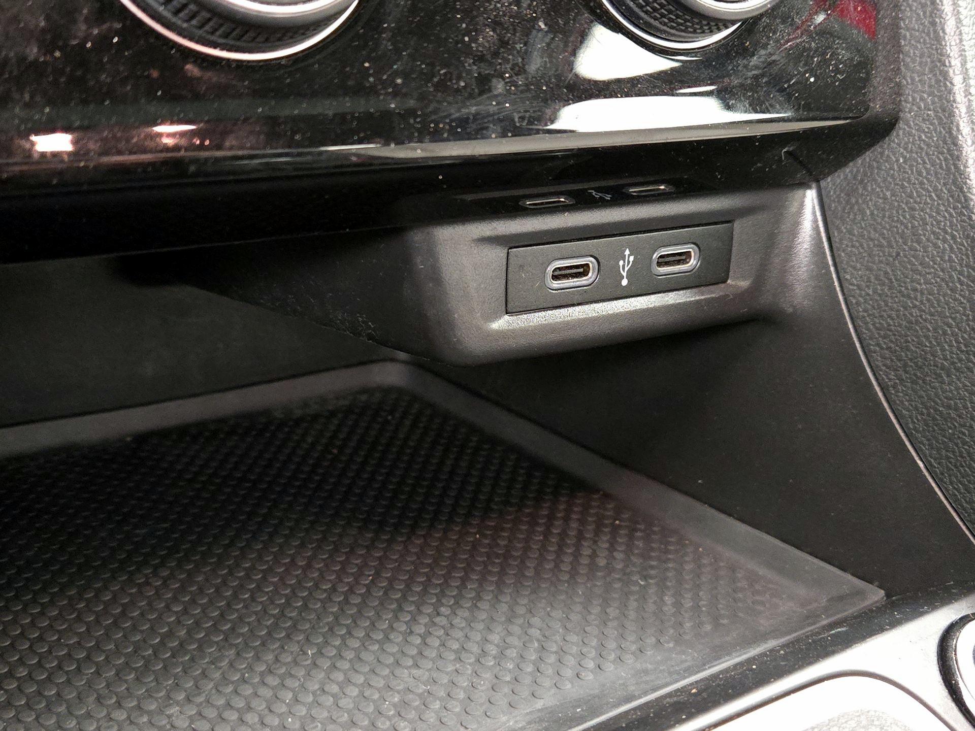 Thumbnail: 2020 Volkswagen Jetta - 18