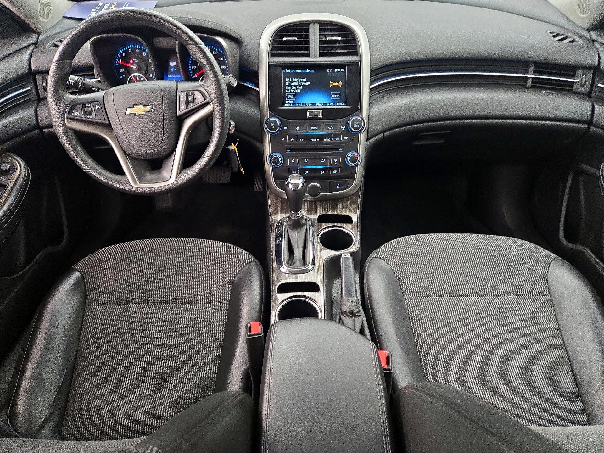 Thumbnail: 2015 Chevrolet Malibu - 9