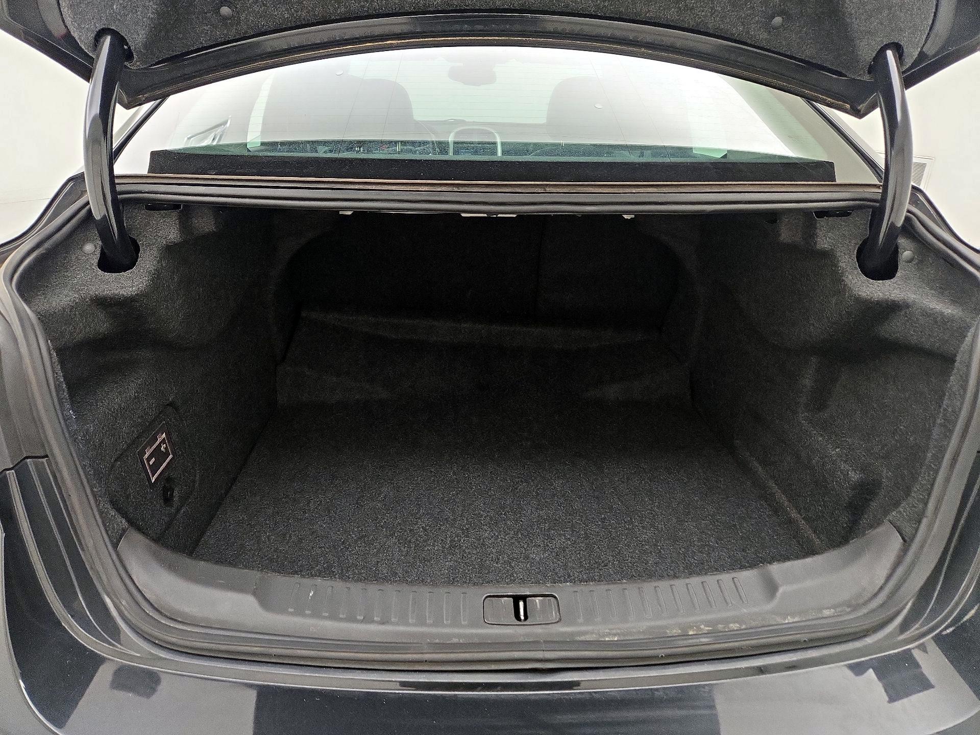 Thumbnail: 2015 Chevrolet Malibu - 18