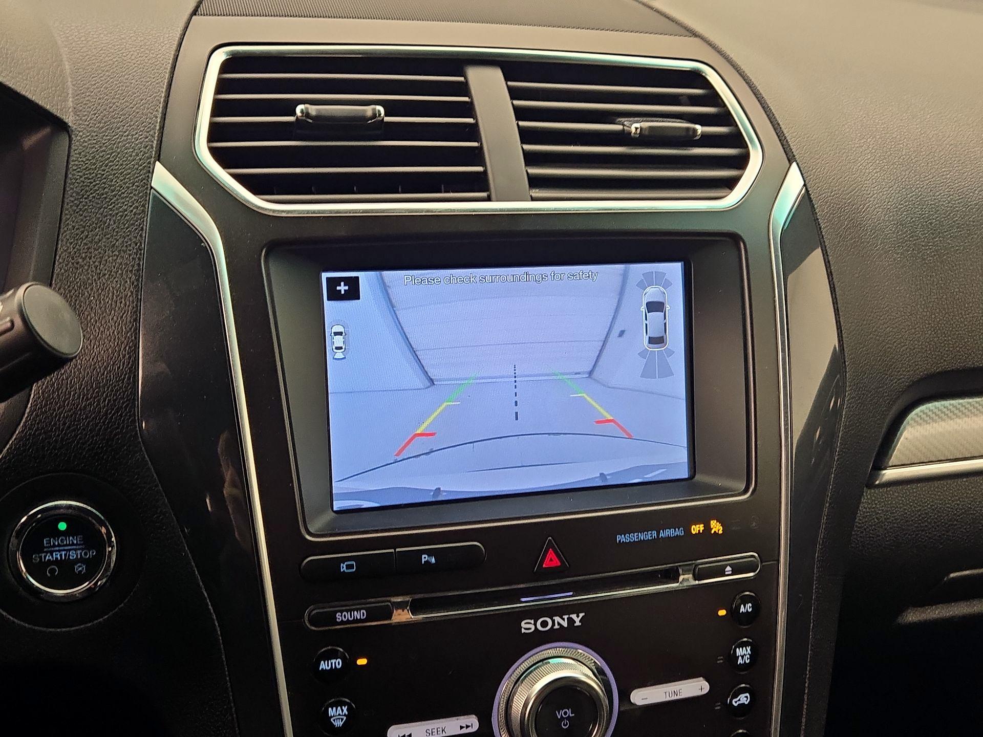 Thumbnail: 2017 Ford Explorer - 15