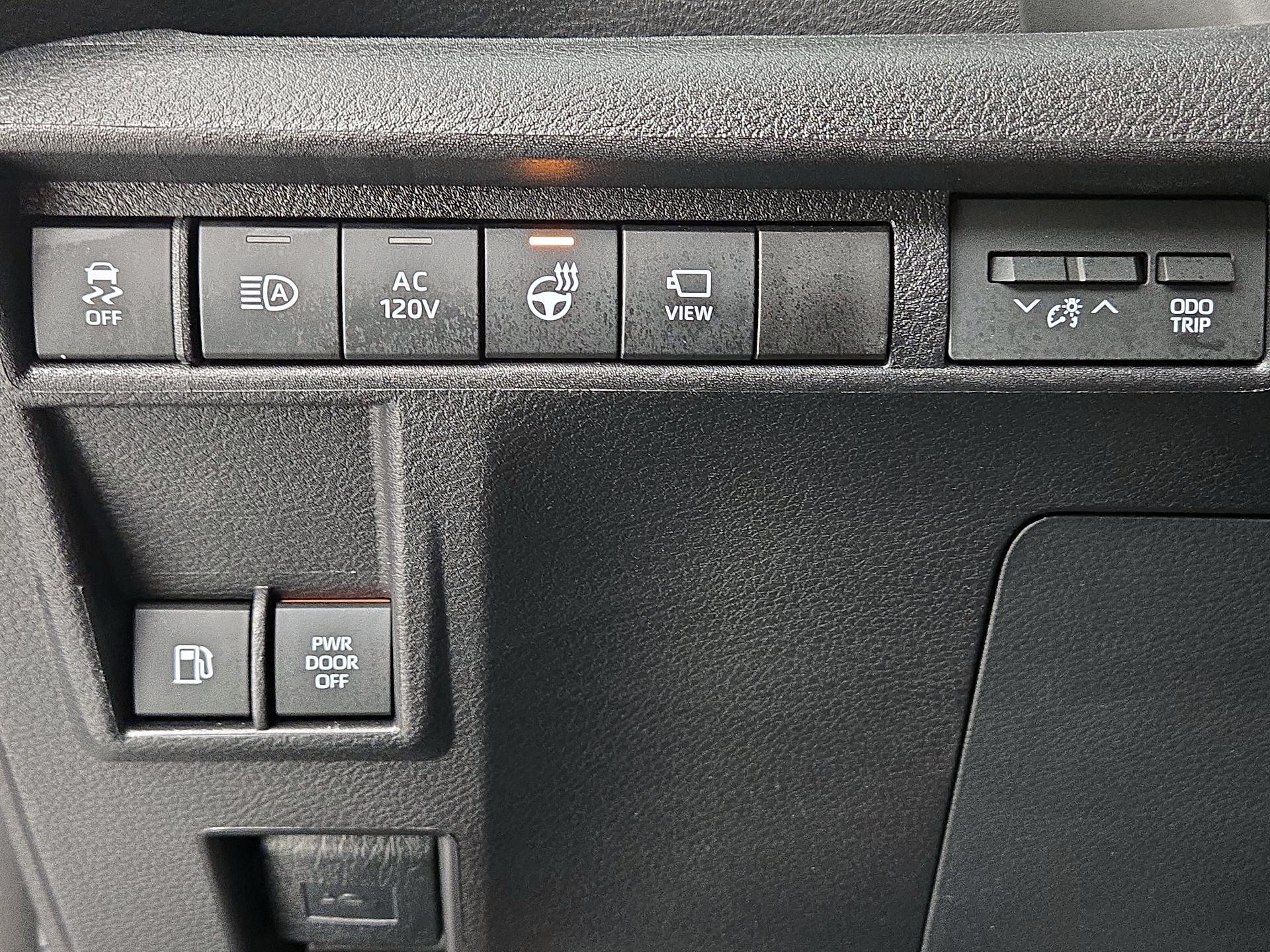 Thumbnail: 2025 Toyota Sienna - 13