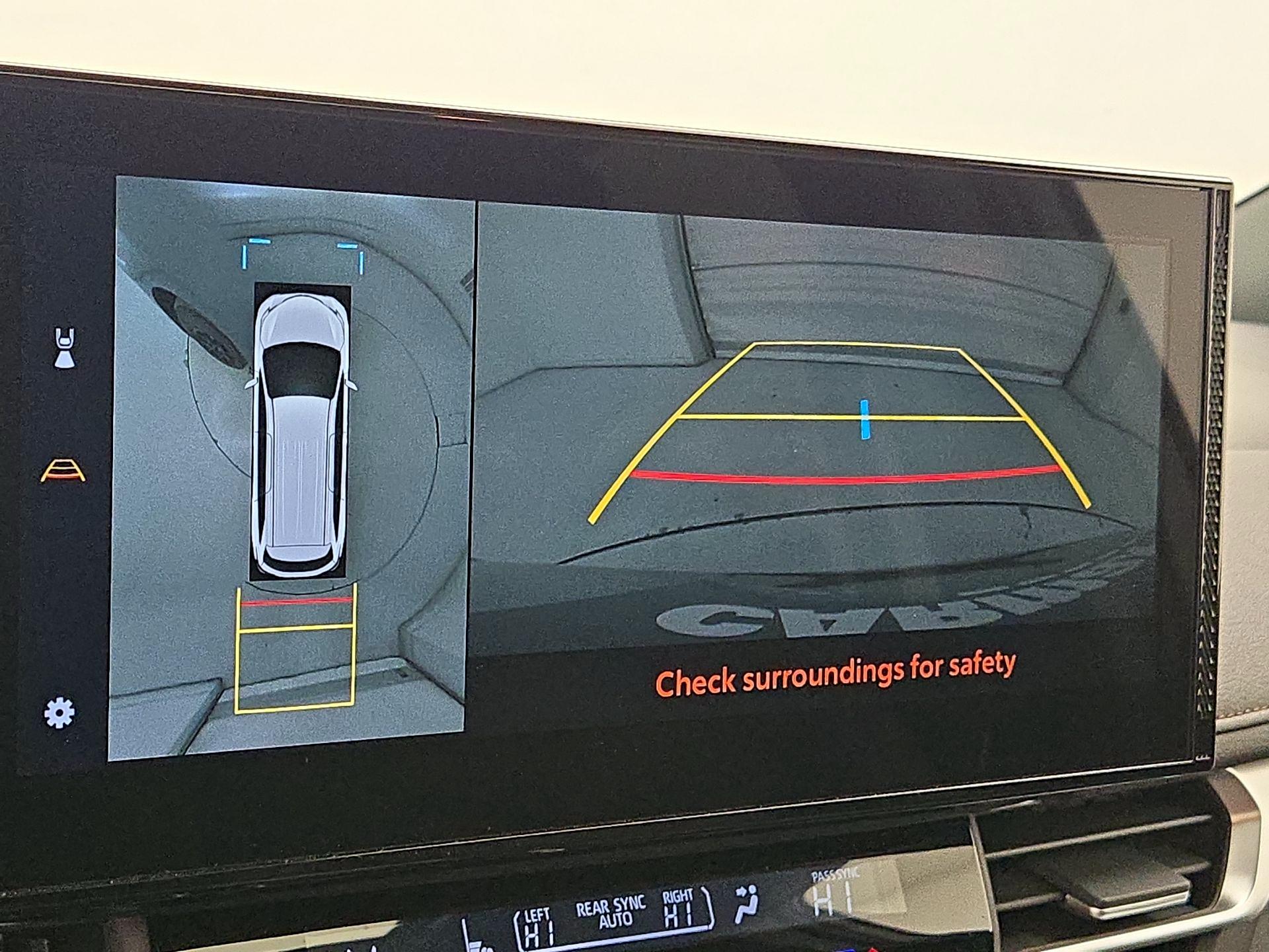 Thumbnail: 2025 Toyota Sienna - 14