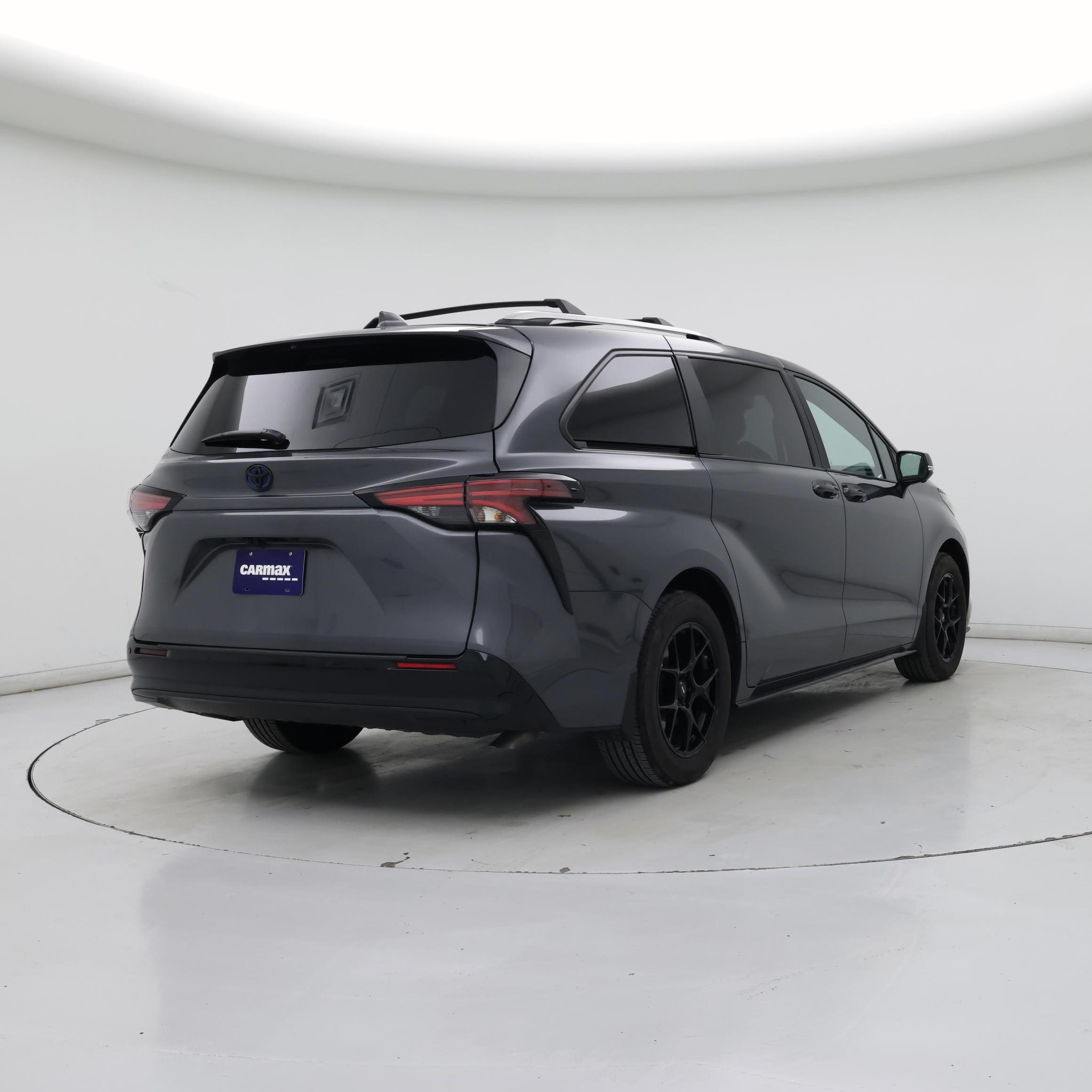 Thumbnail: 2025 Toyota Sienna - 8