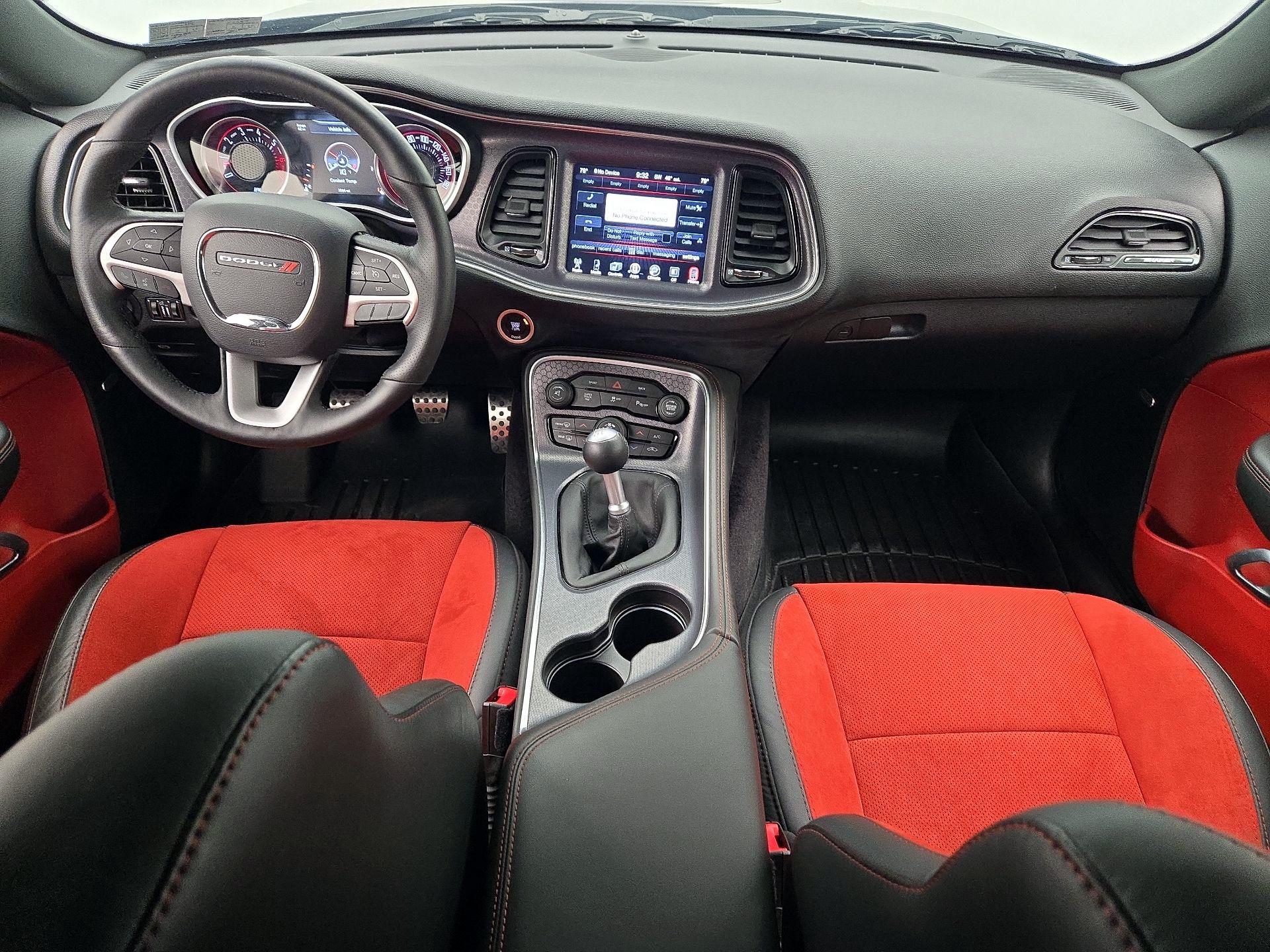 Thumbnail: 2016 Dodge Challenger - 9