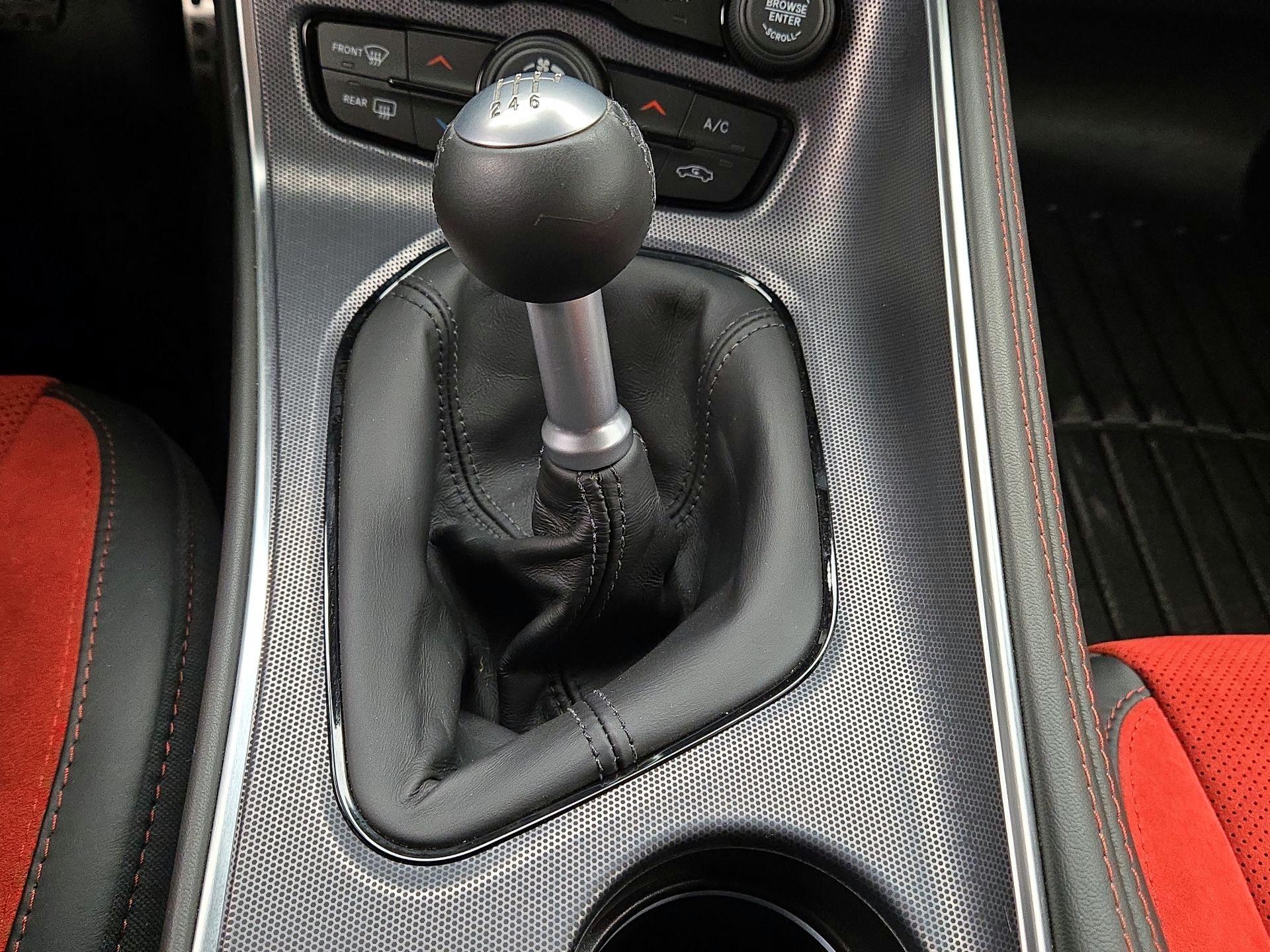 Thumbnail: 2016 Dodge Challenger - 17