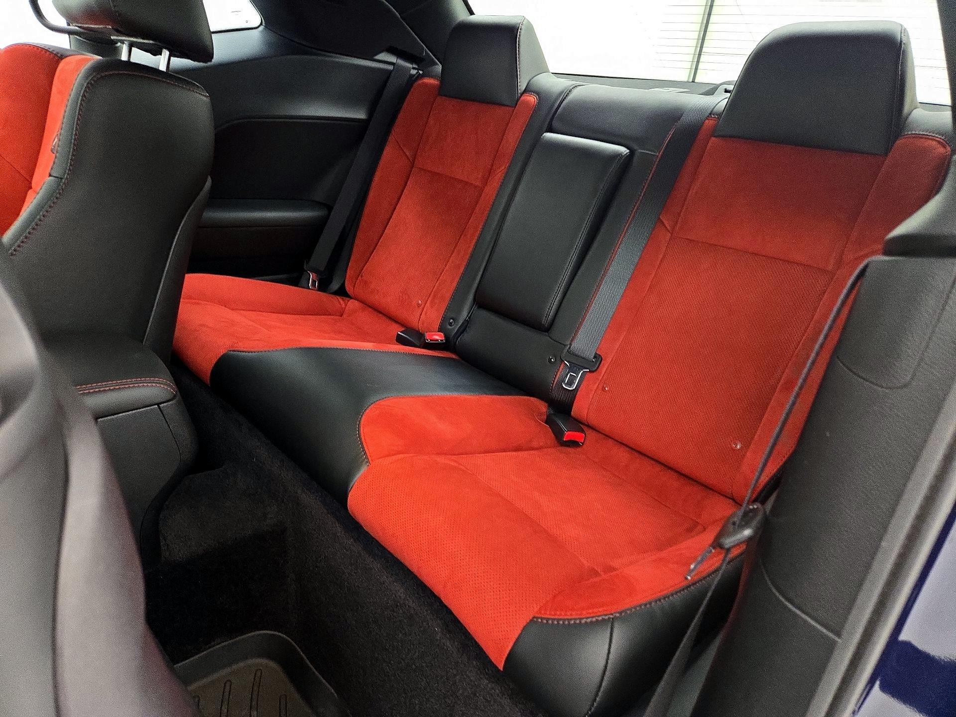 Thumbnail: 2016 Dodge Challenger - 18