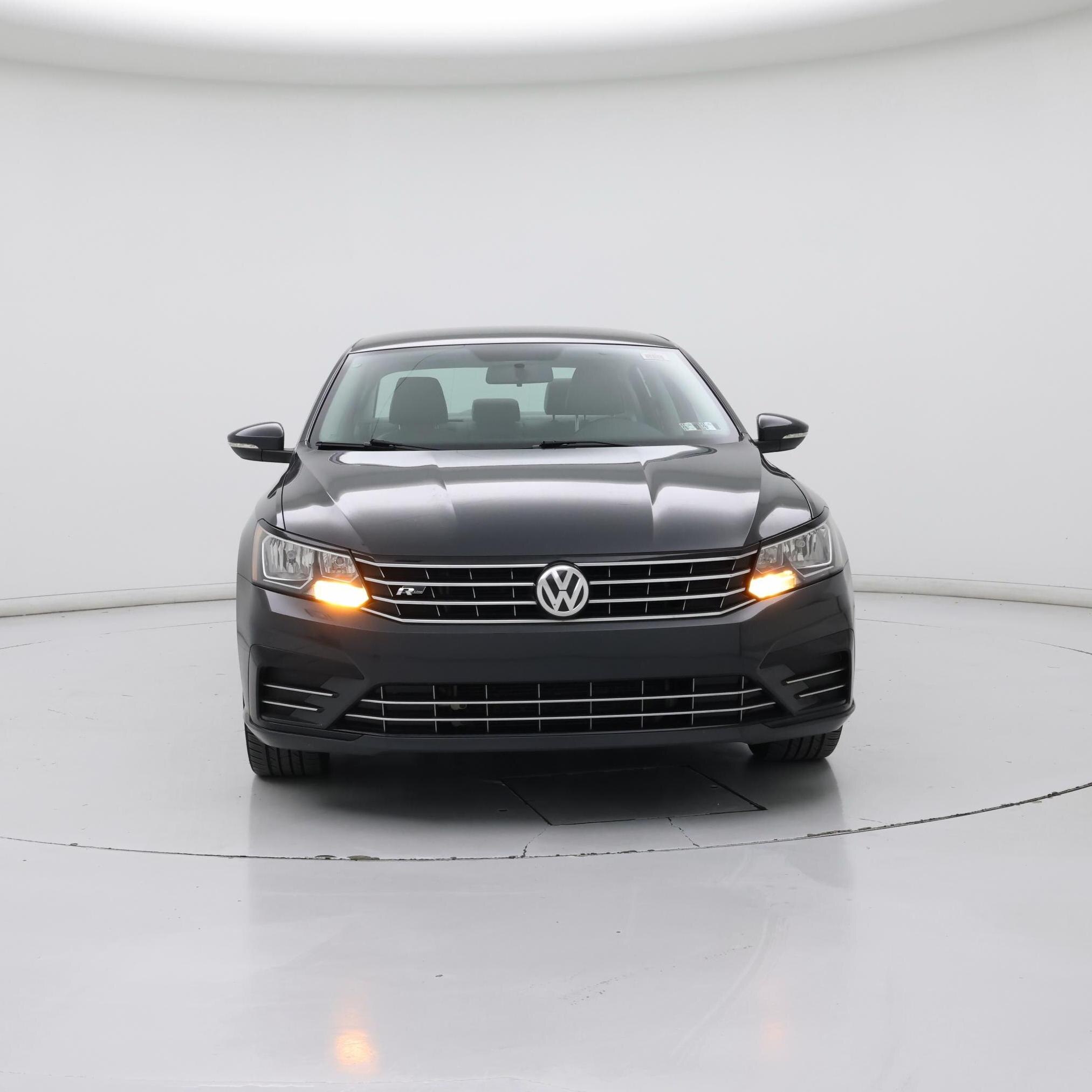 Thumbnail: 2017 Volkswagen Passat - 5