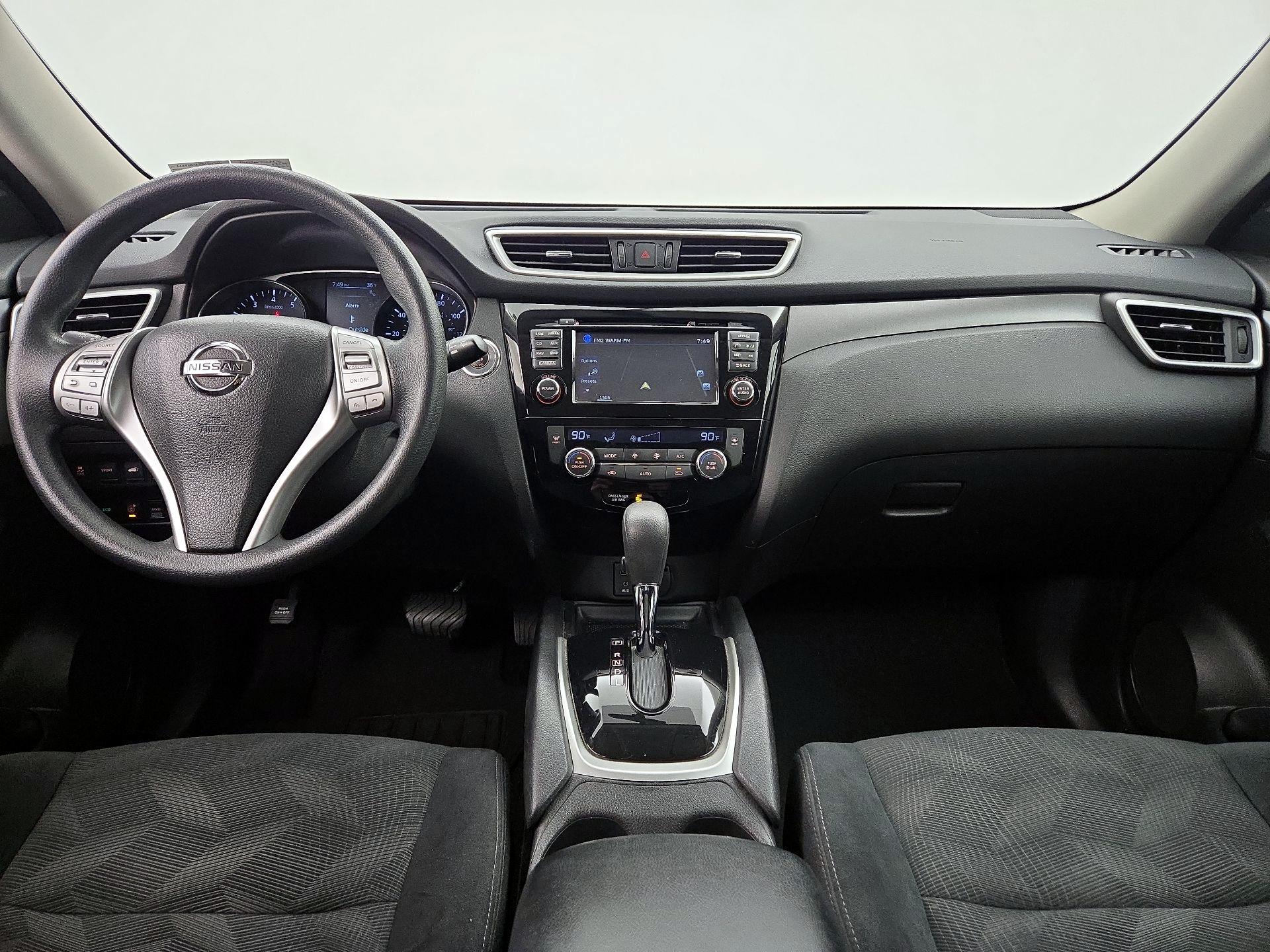 Thumbnail: 2016 Nissan Rogue - 9