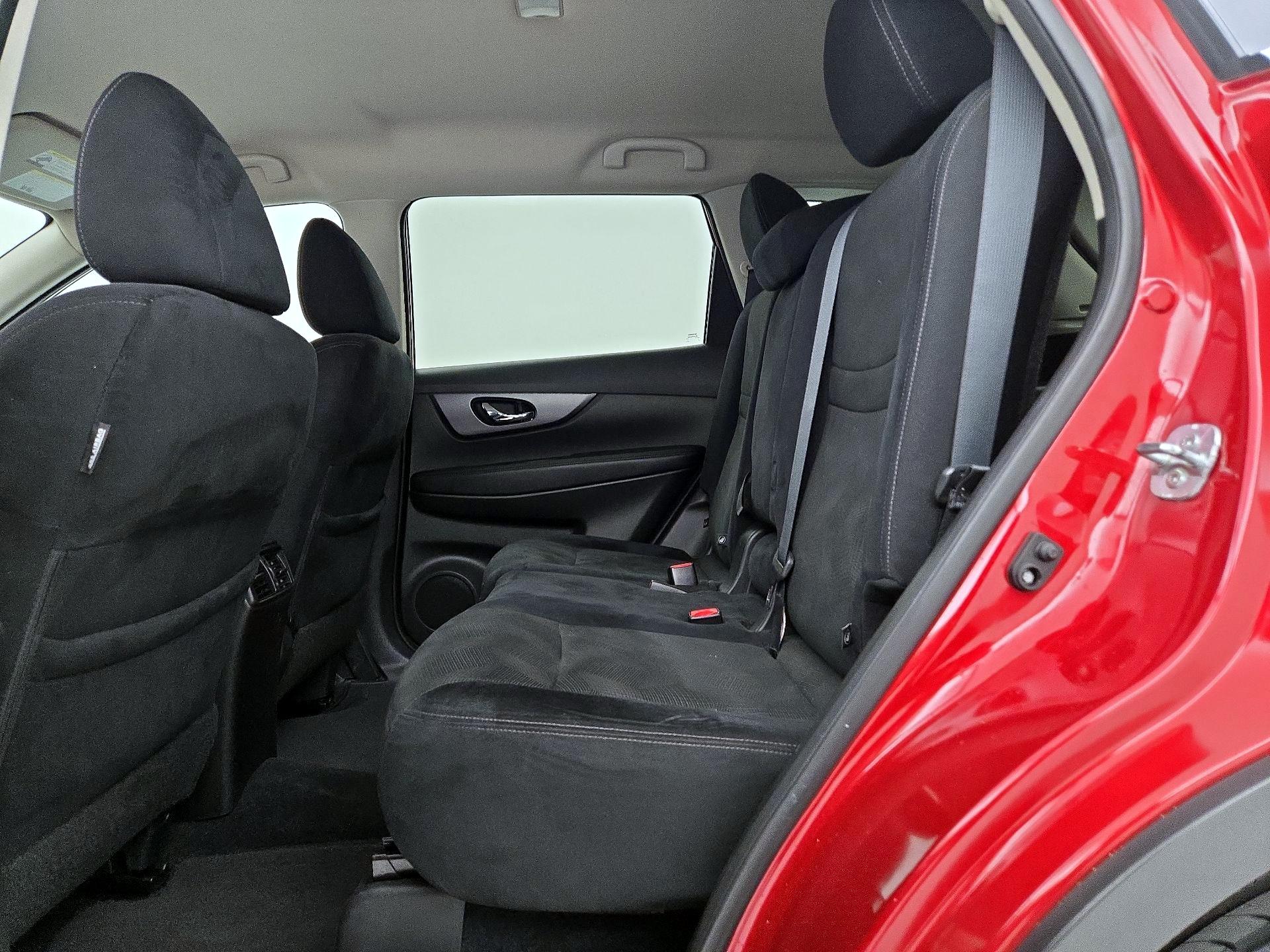 Thumbnail: 2016 Nissan Rogue - 20