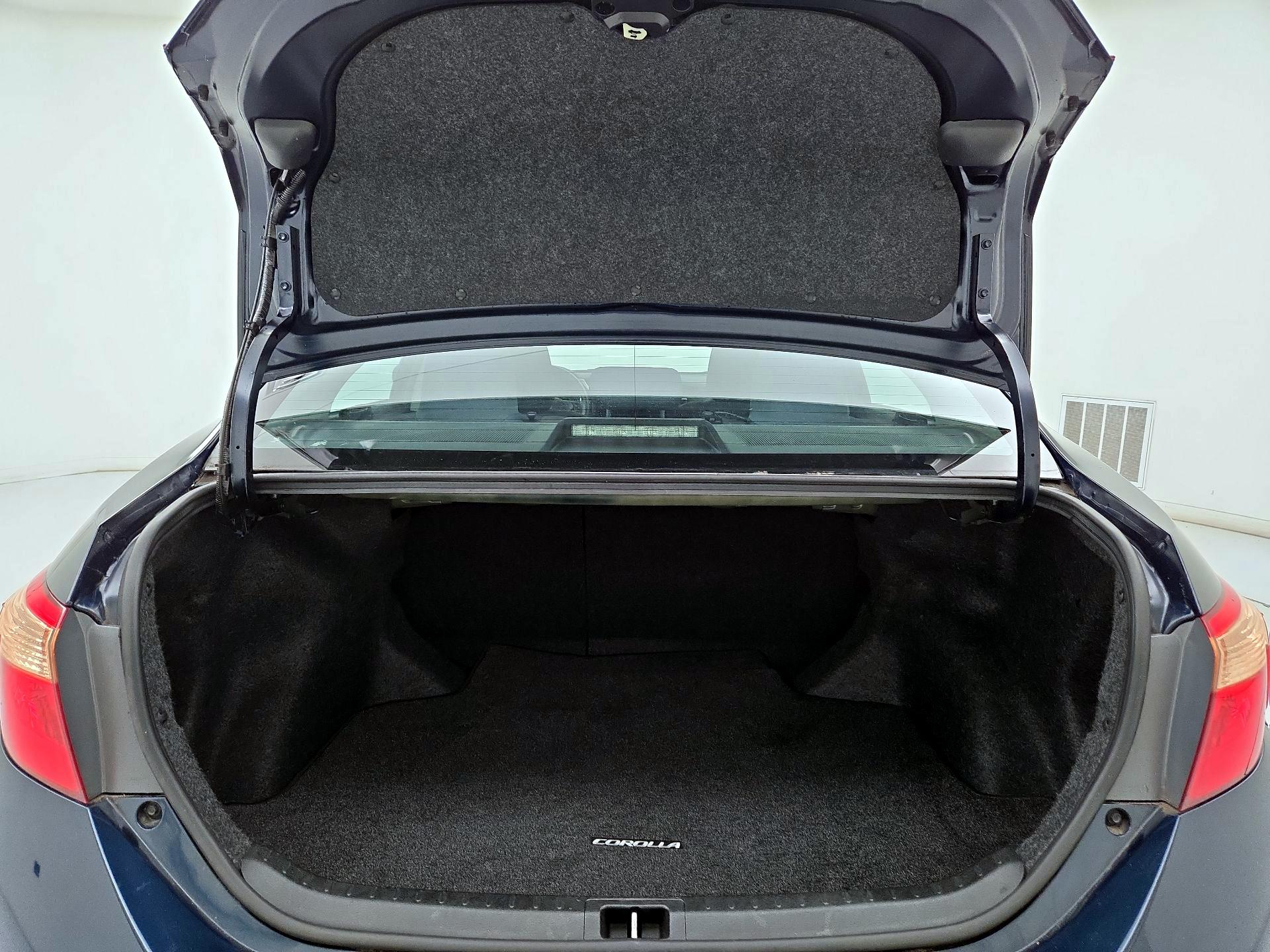 Thumbnail: 2017 Toyota Corolla - 19