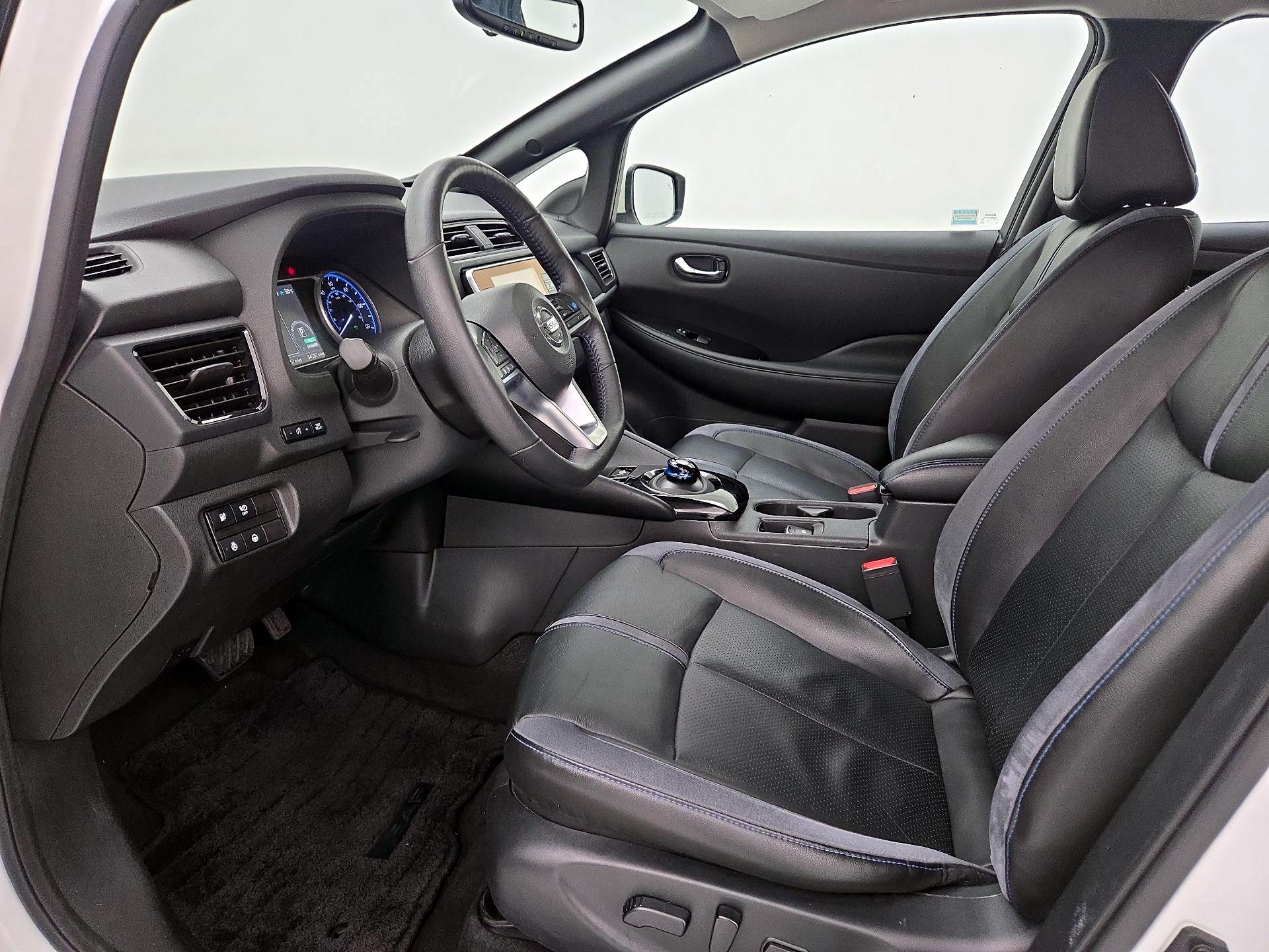 Thumbnail: 2021 Nissan Leaf - 11