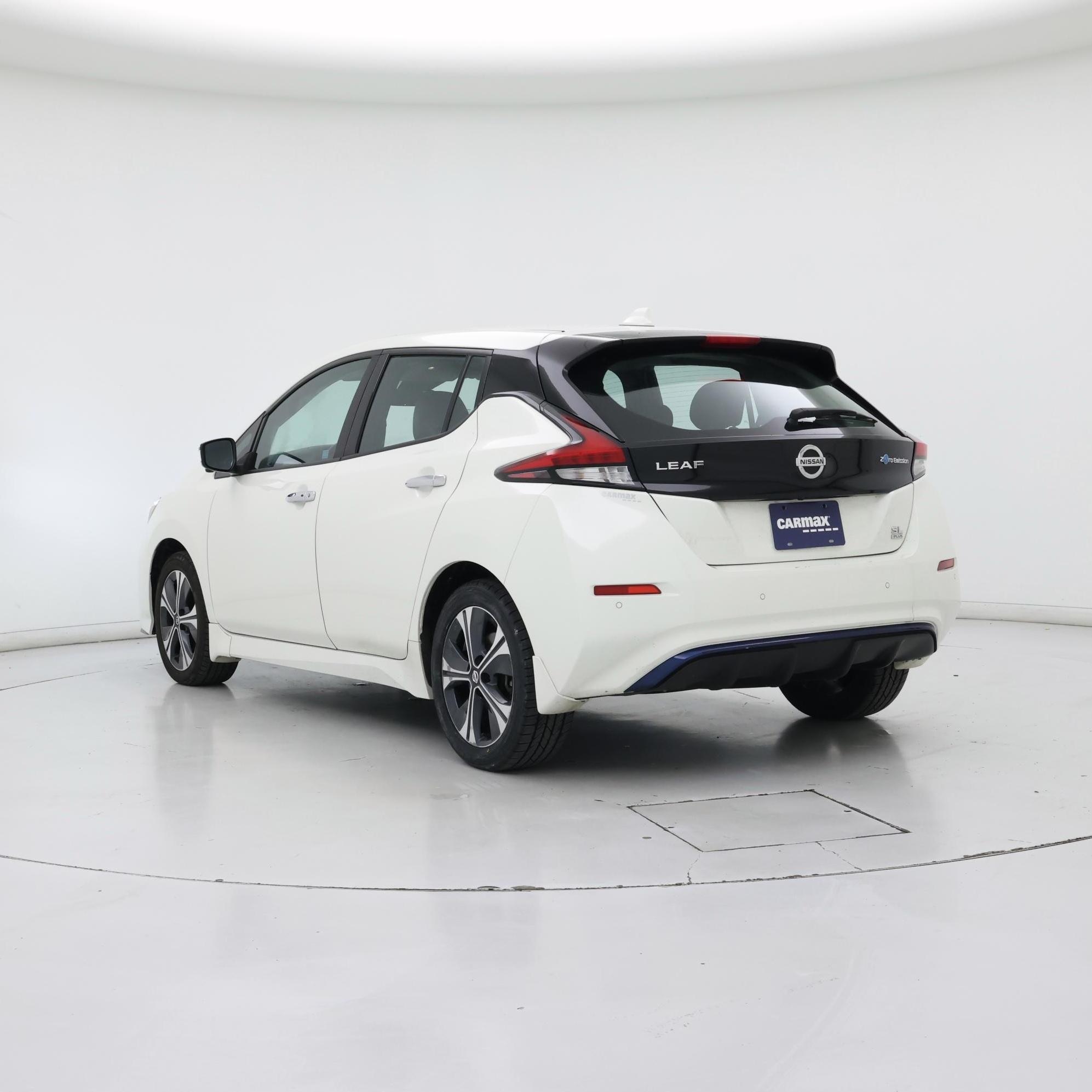 Thumbnail: 2021 Nissan Leaf - 2