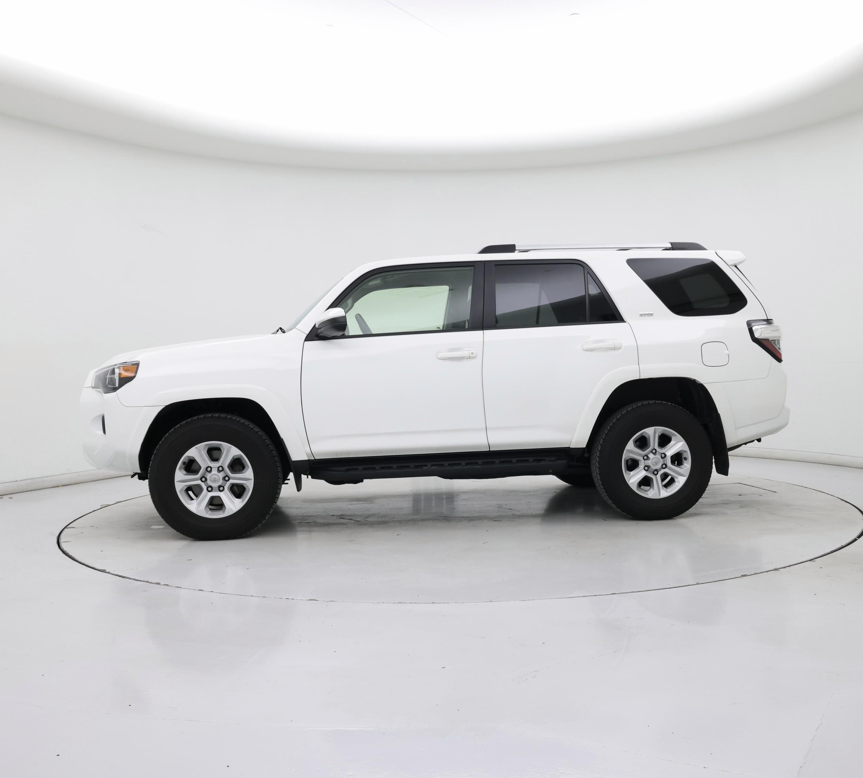 Thumbnail: 2023 Toyota 4Runner - 3