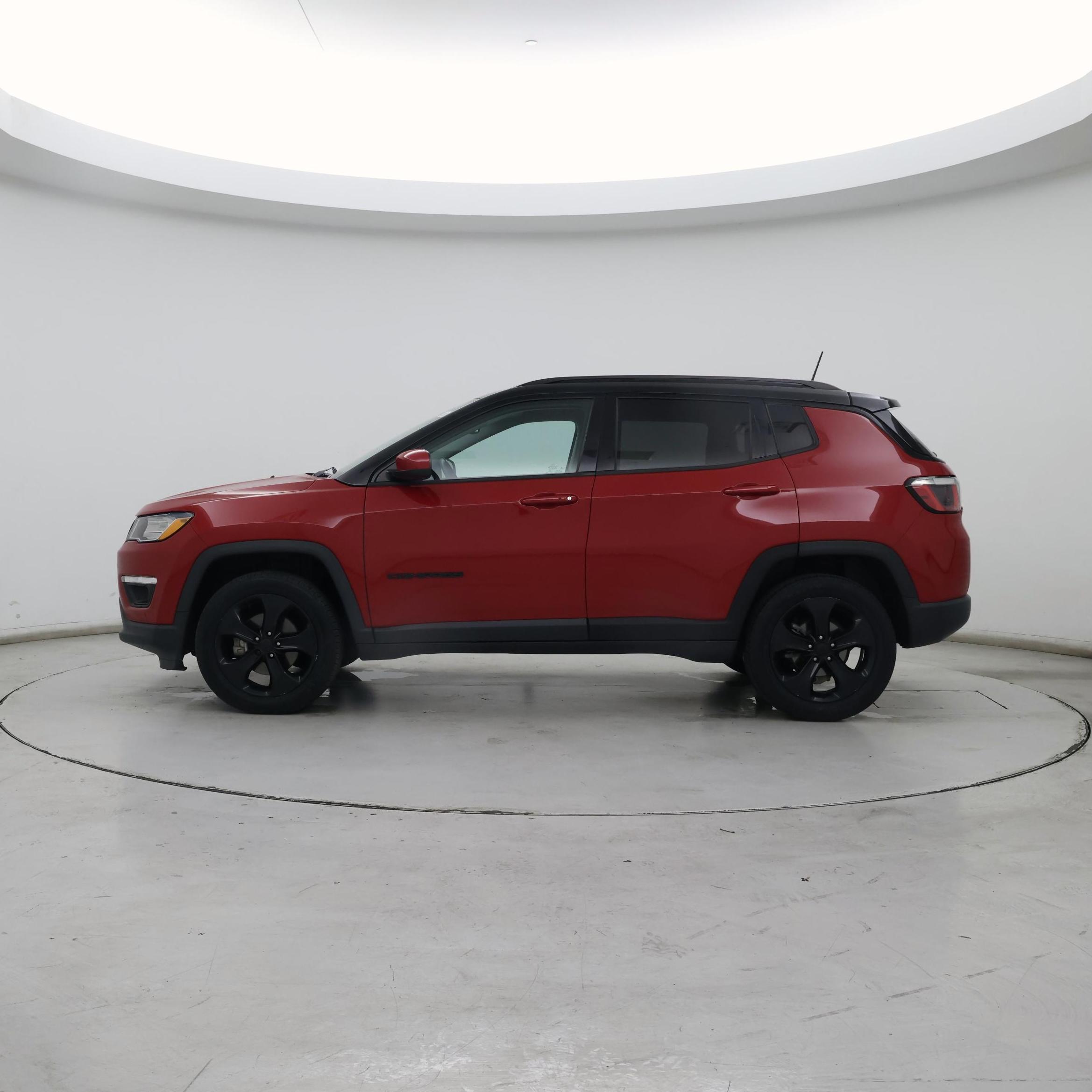 Thumbnail: 2019 Jeep Compass - 3