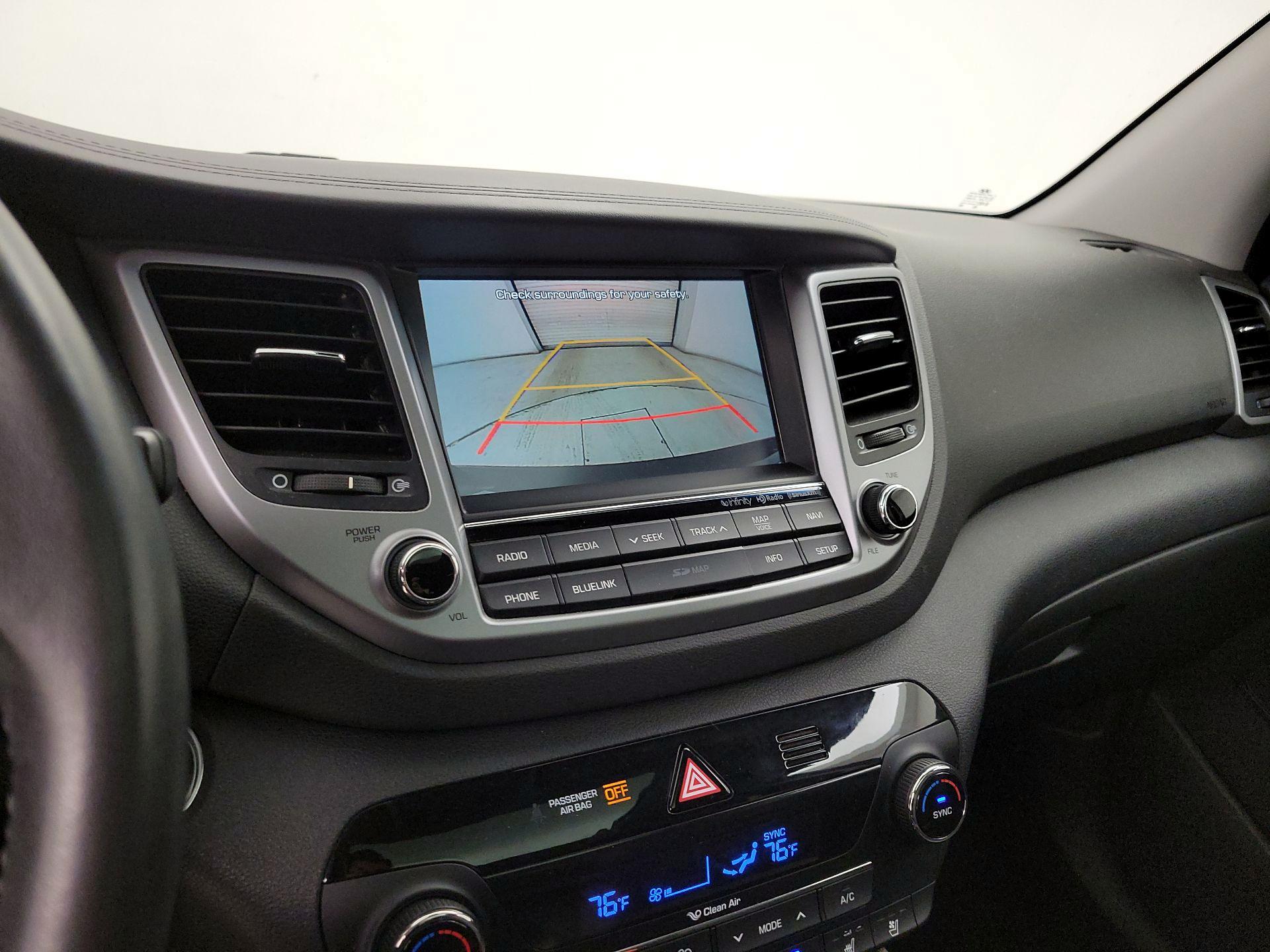 Thumbnail: 2017 Hyundai Tucson - 15