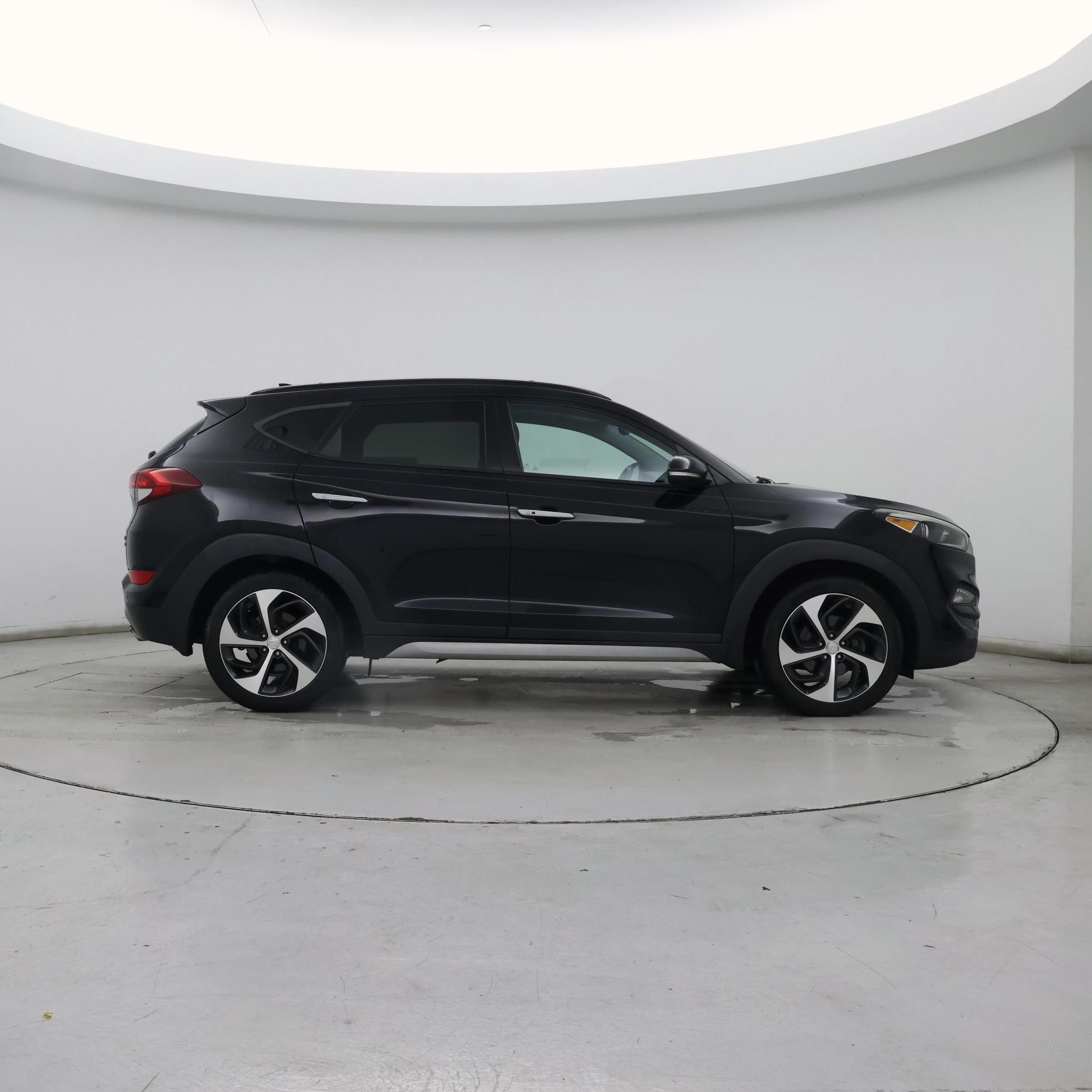 Thumbnail: 2017 Hyundai Tucson - 7