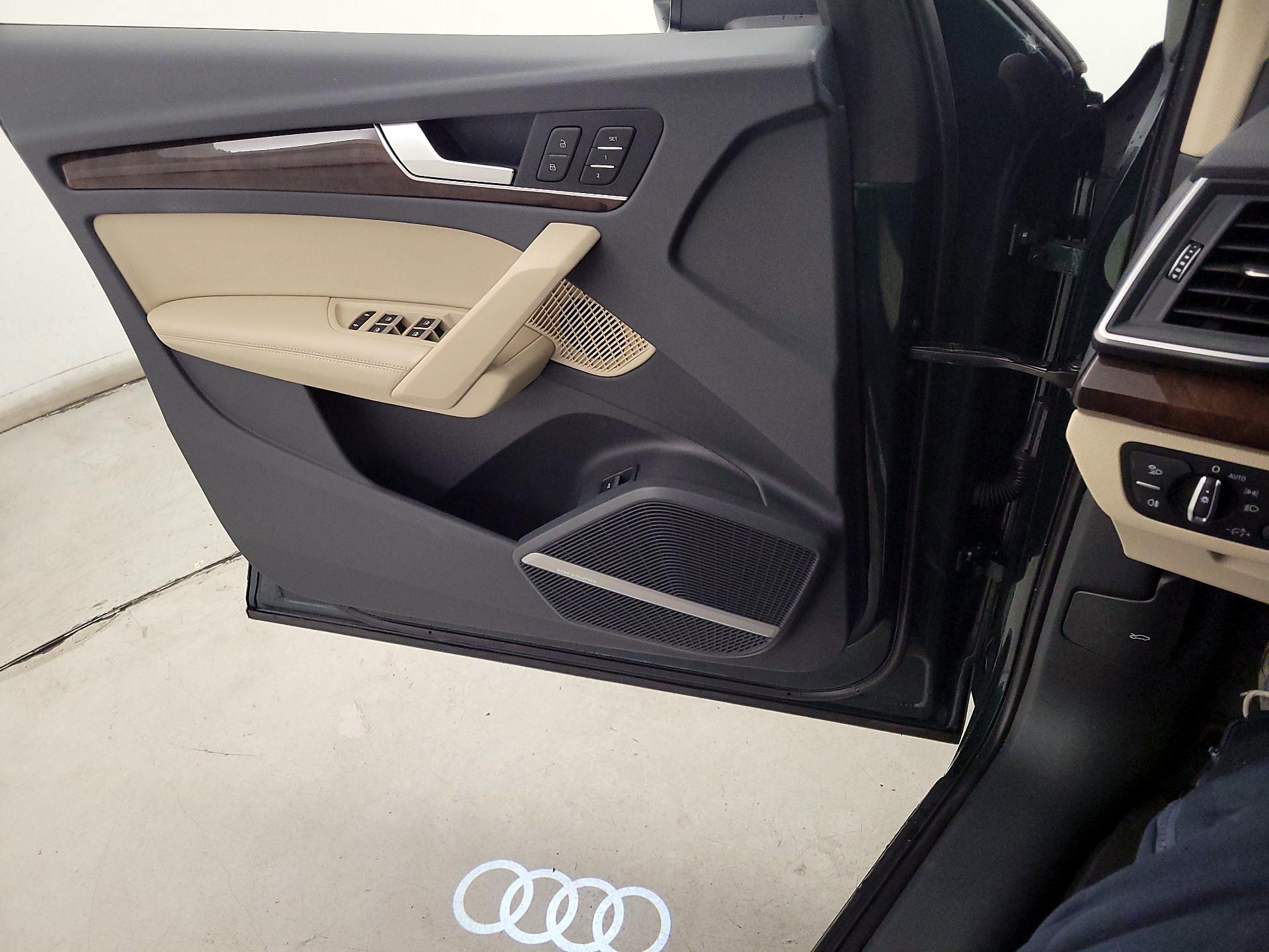 Thumbnail: 2020 Audi Q5 - 12