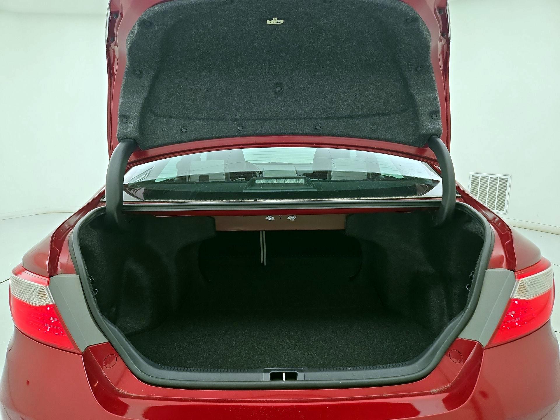 Thumbnail: 2017 Toyota Camry - 19