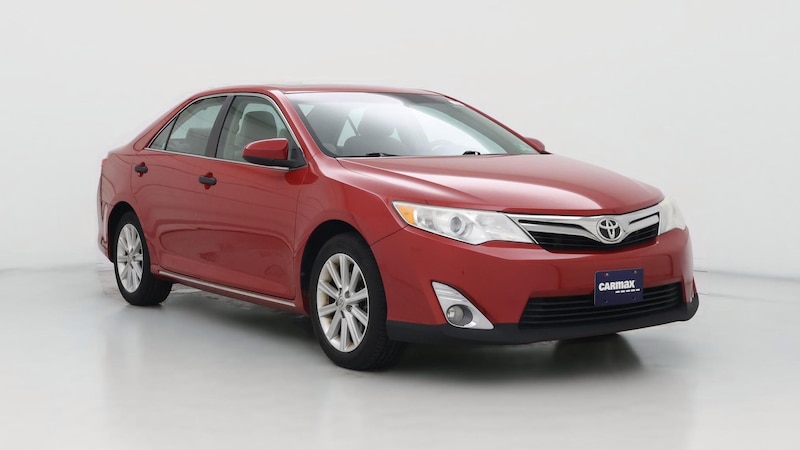 2014 Toyota Camry XLE Hero Image