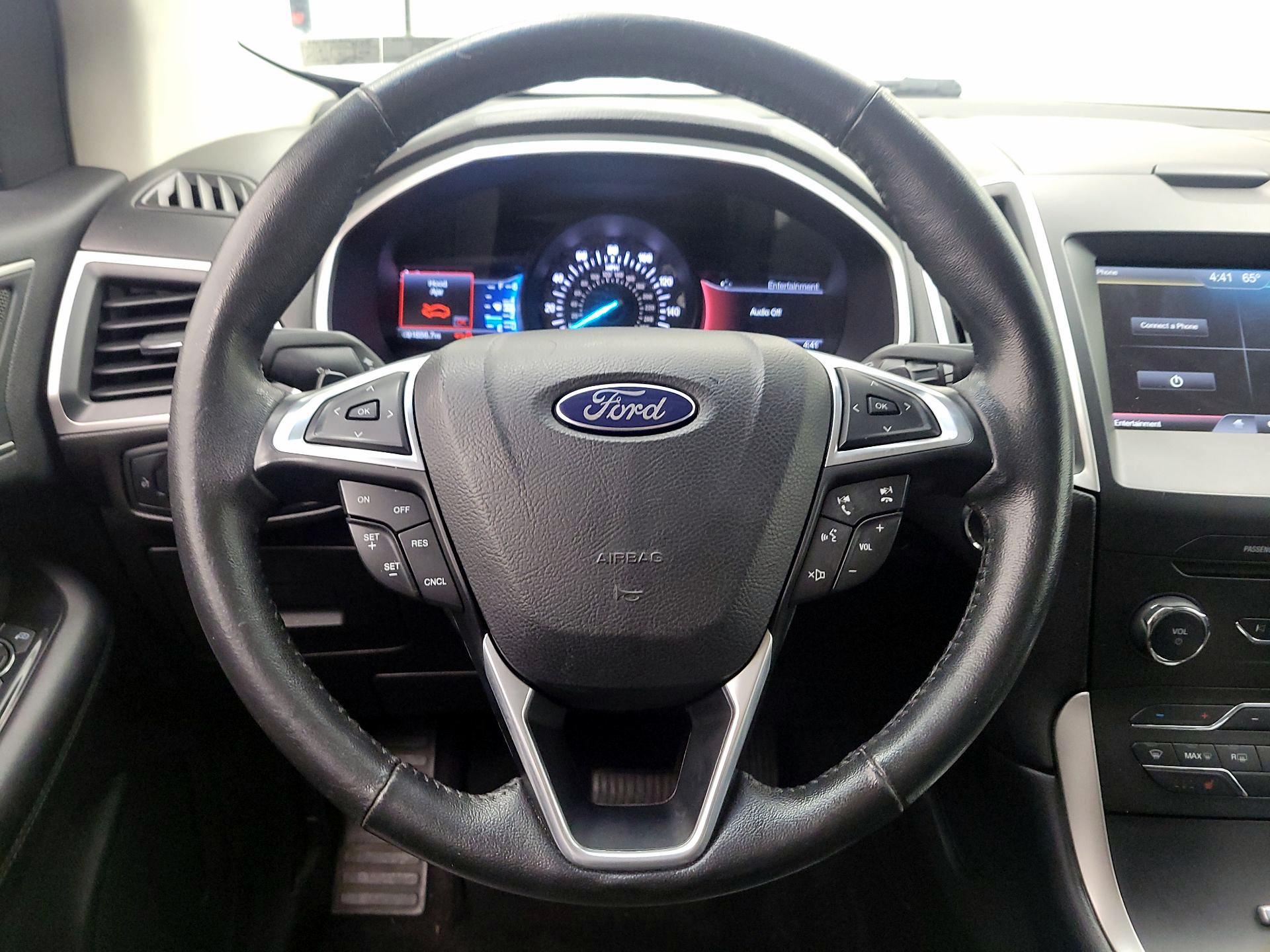 Thumbnail: 2015 Ford Edge - 10