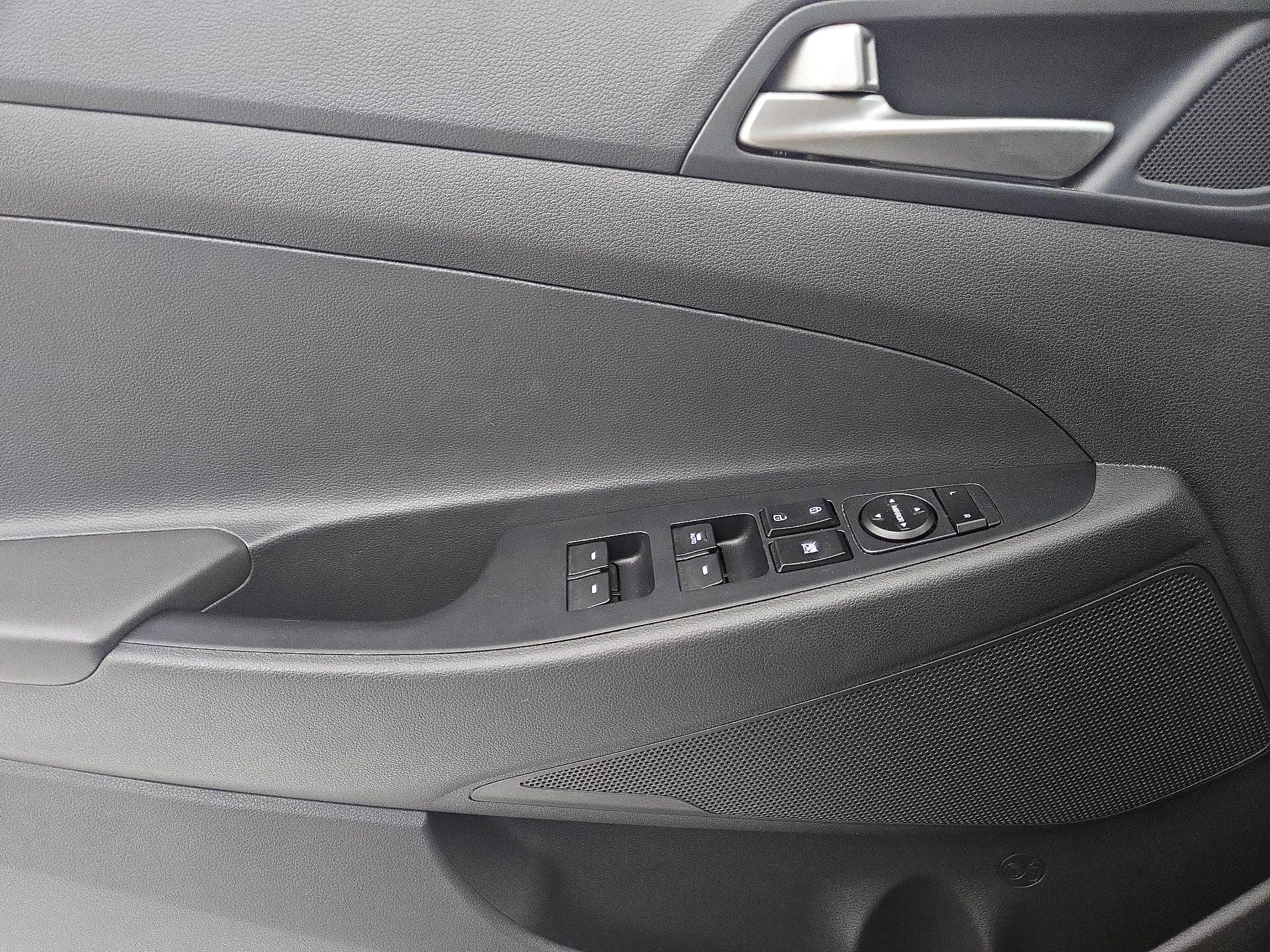 Thumbnail: 2020 Hyundai Tucson - 12