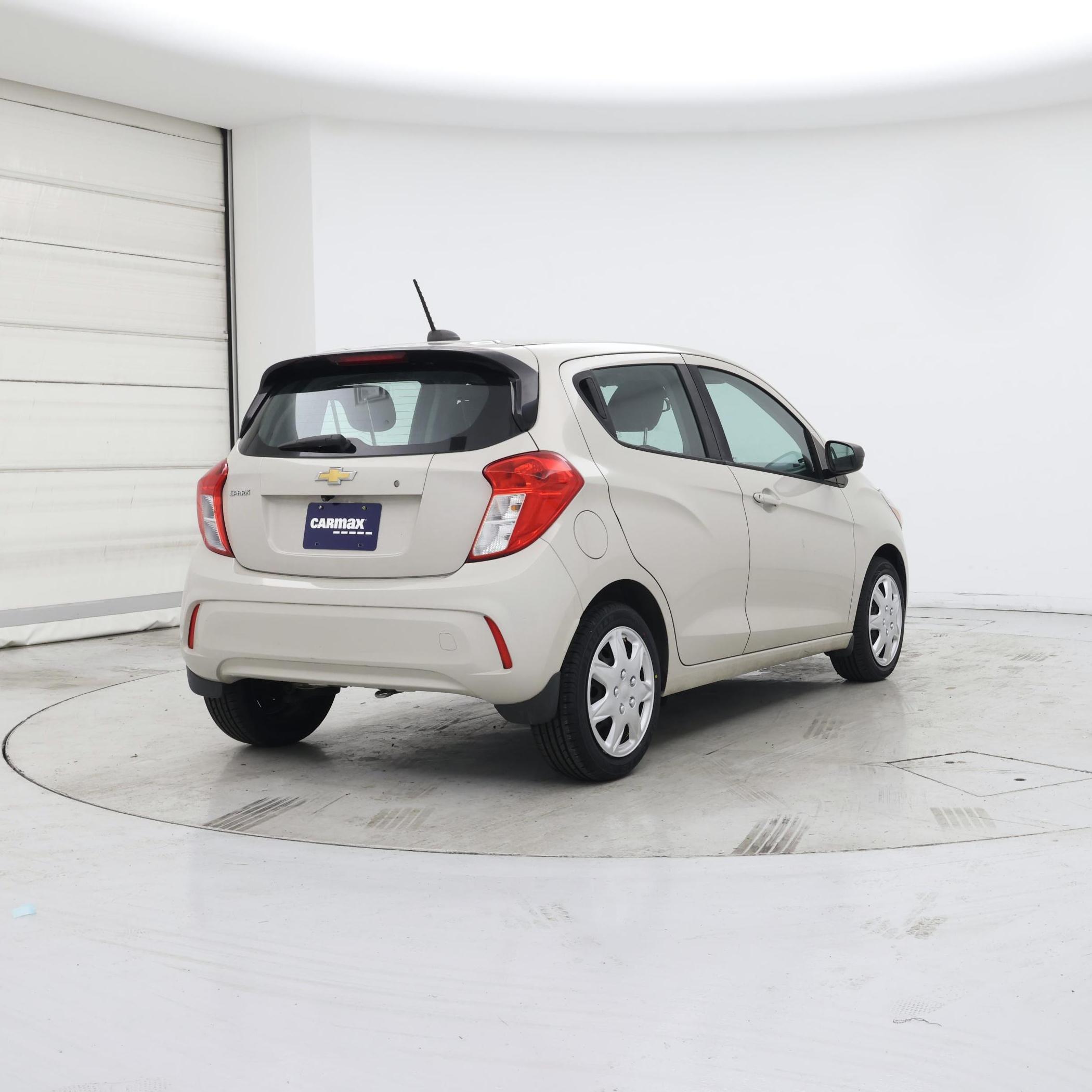 Thumbnail: 2017 Chevrolet Spark - 8