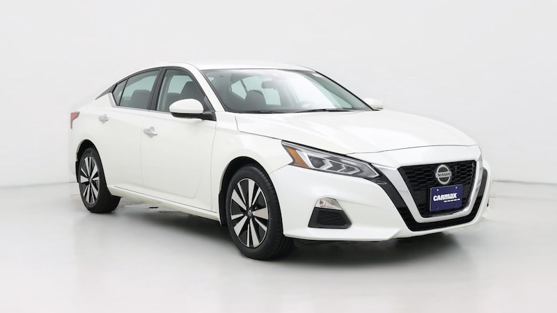 2021 Nissan Altima SV Hero Image