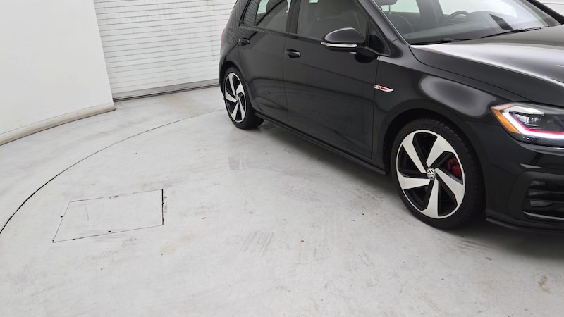 2019 Volkswagen Golf GTI Autobahn Hero Image