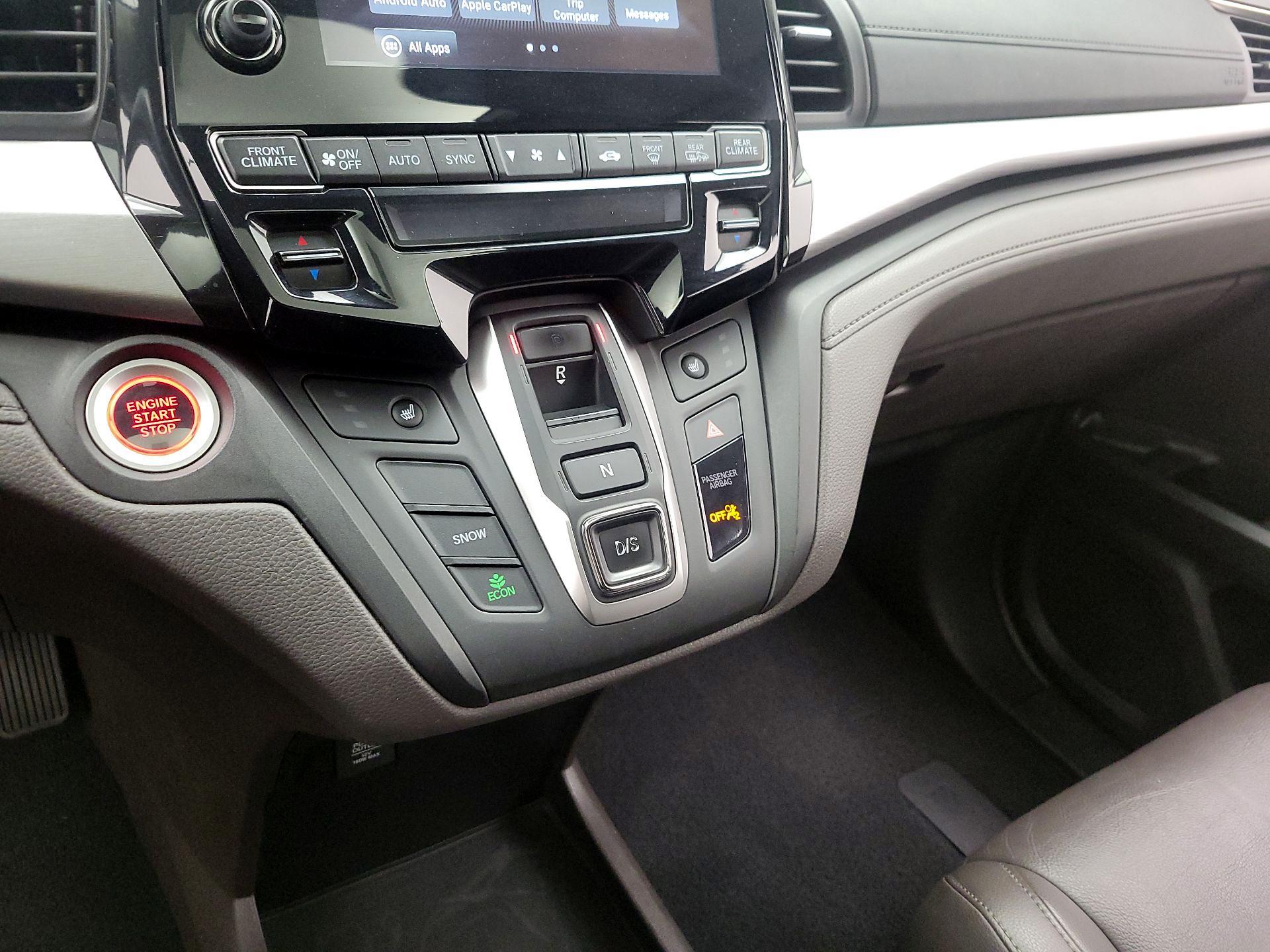 Thumbnail: 2019 Honda Odyssey - 17