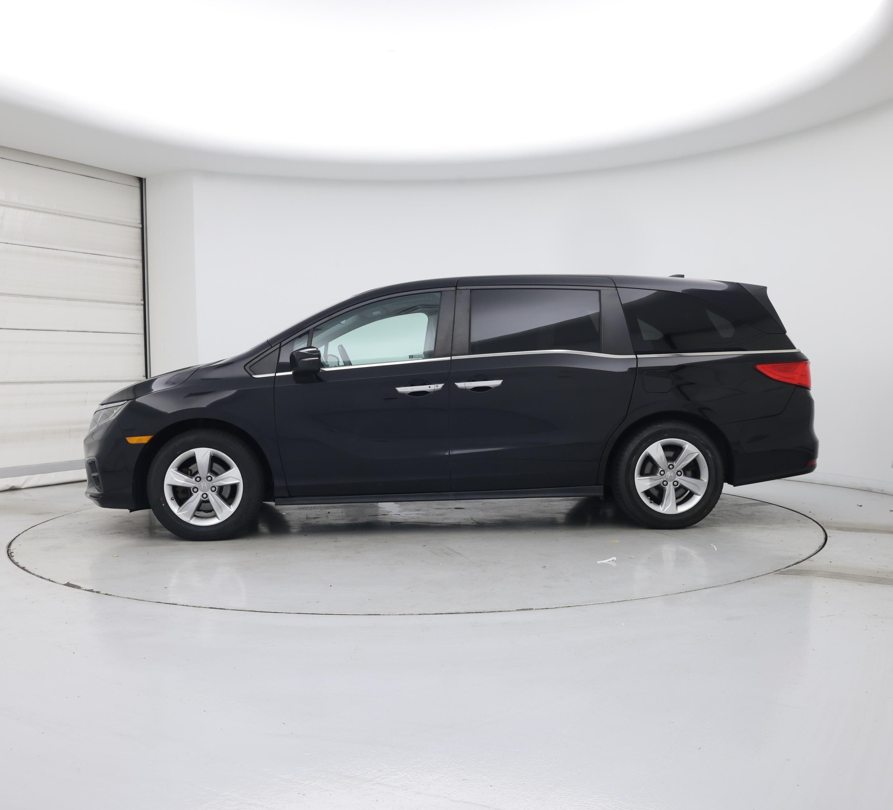 Thumbnail: 2019 Honda Odyssey - 3