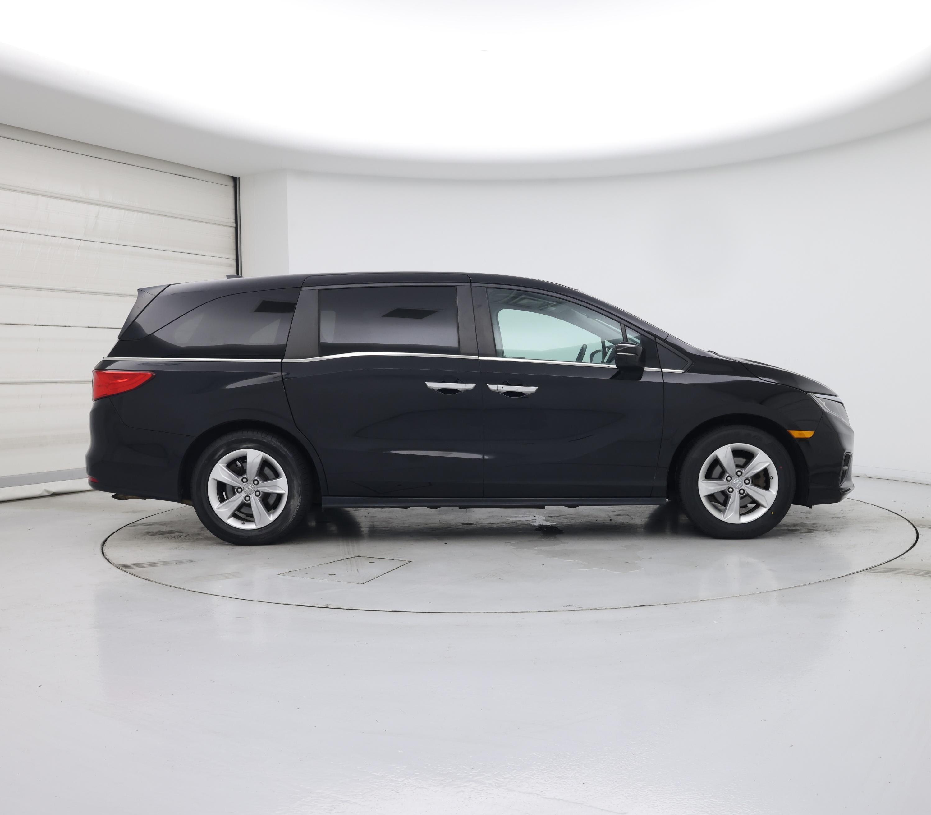 Thumbnail: 2019 Honda Odyssey - 7